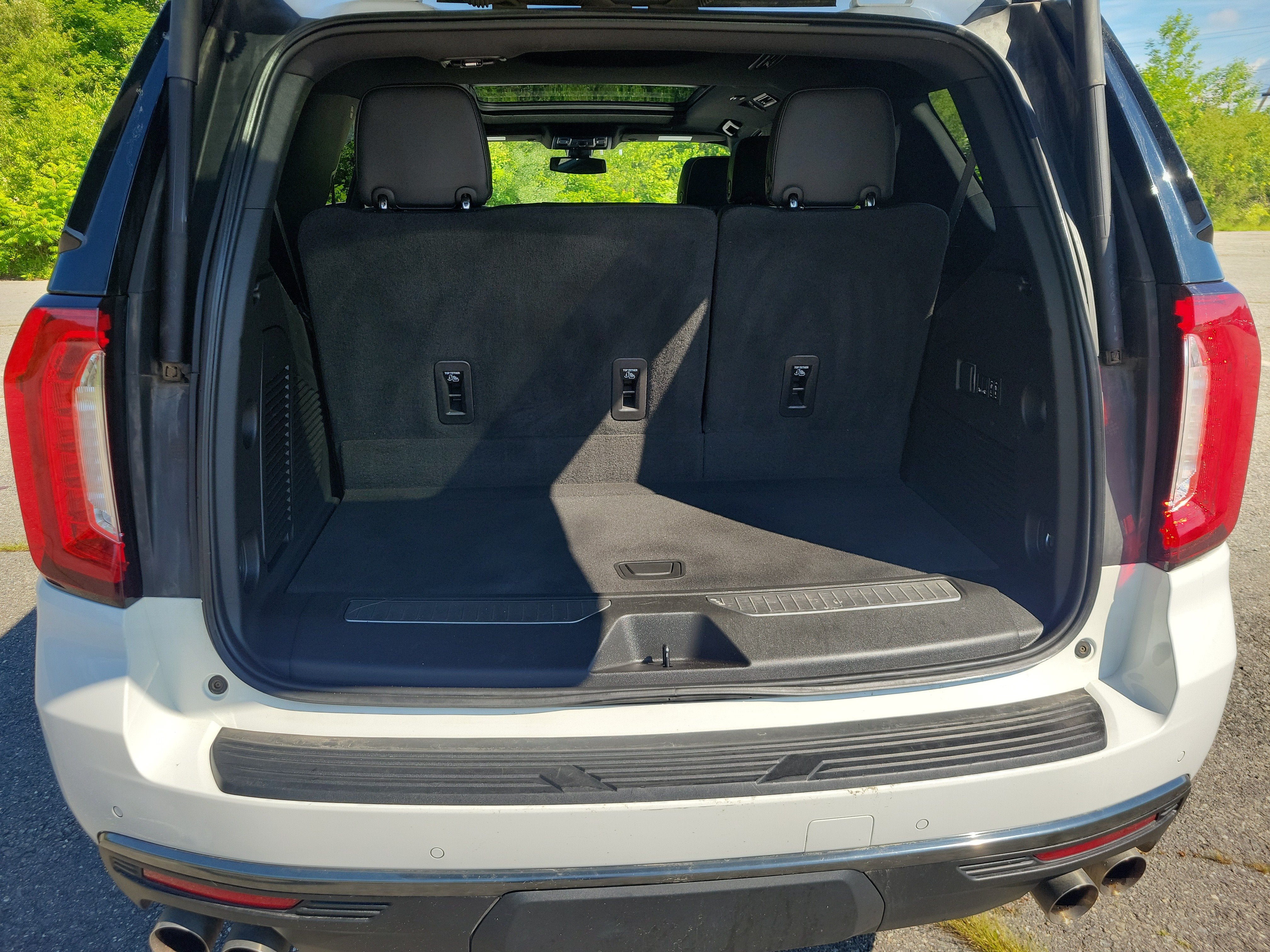 2022 GMC Yukon AT4
