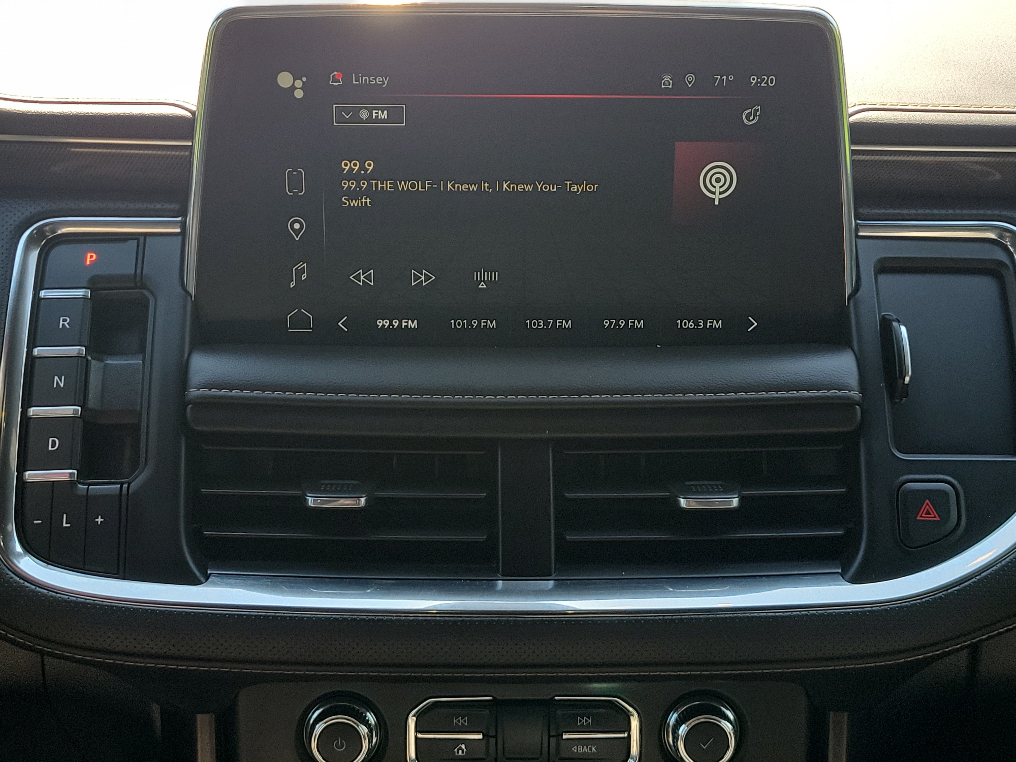 2022 GMC Yukon AT4