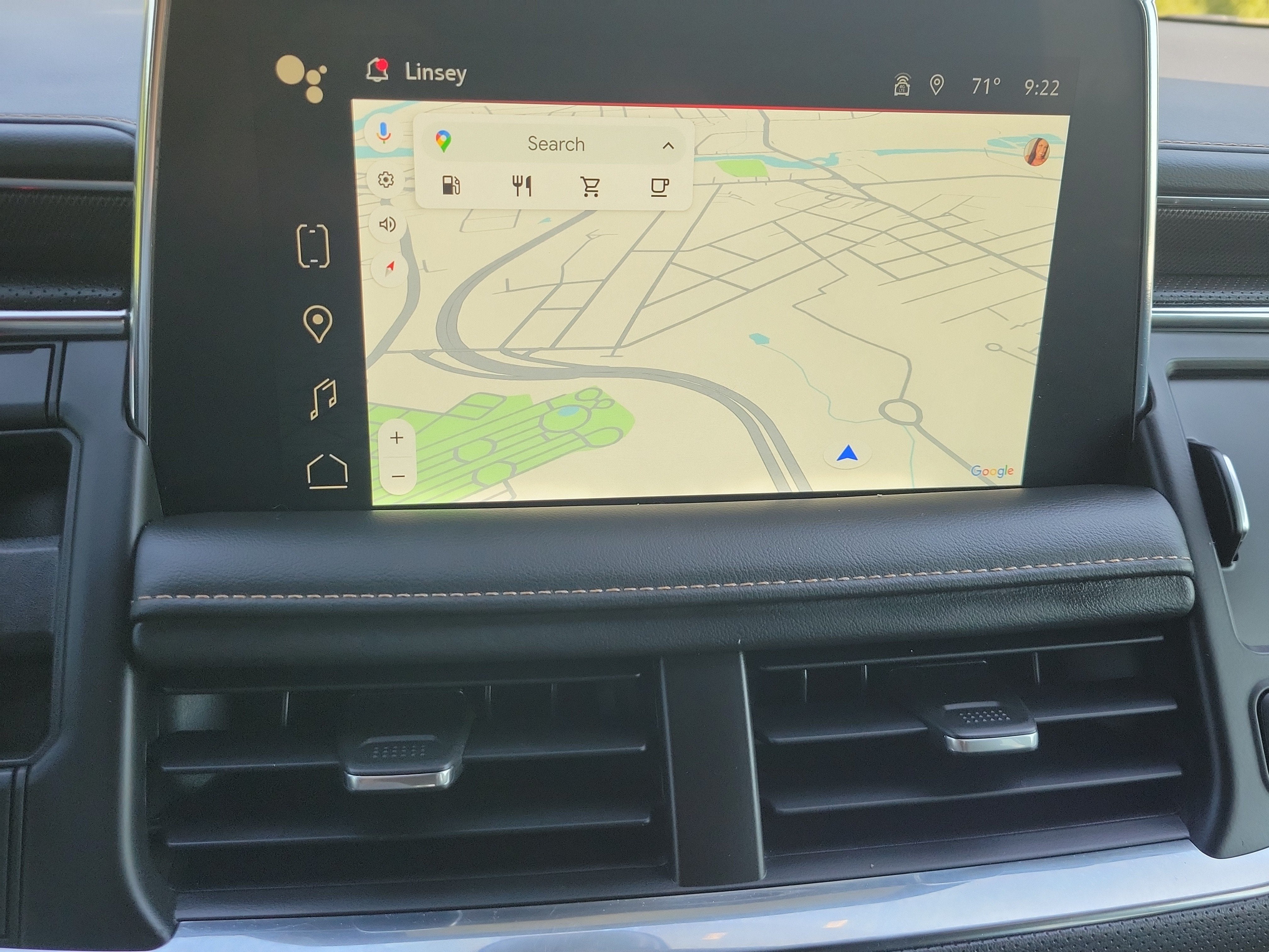 2022 GMC Yukon AT4