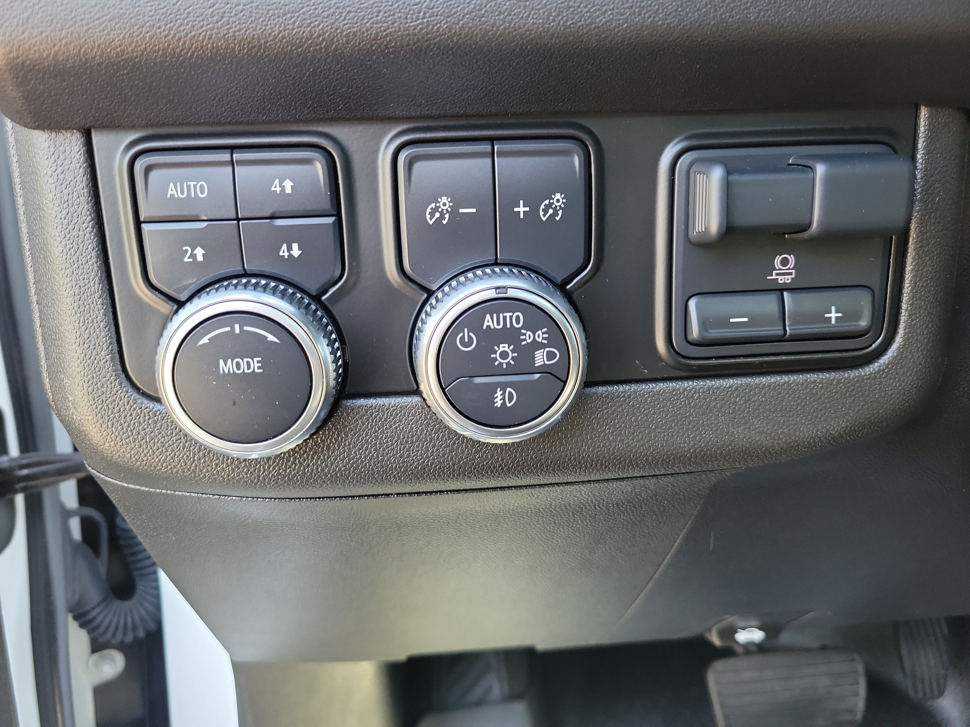 2022 GMC Yukon AT4