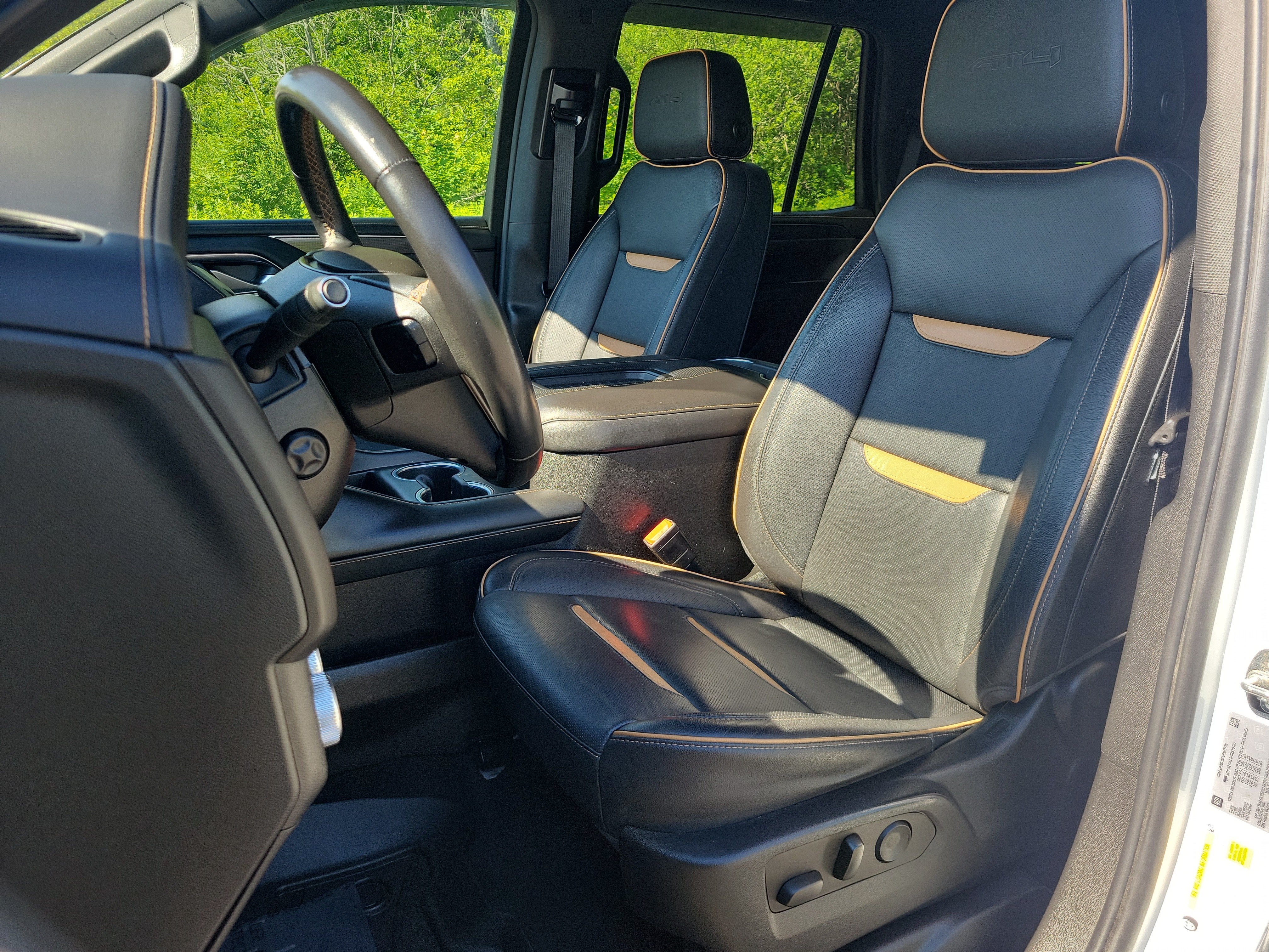 2022 GMC Yukon AT4