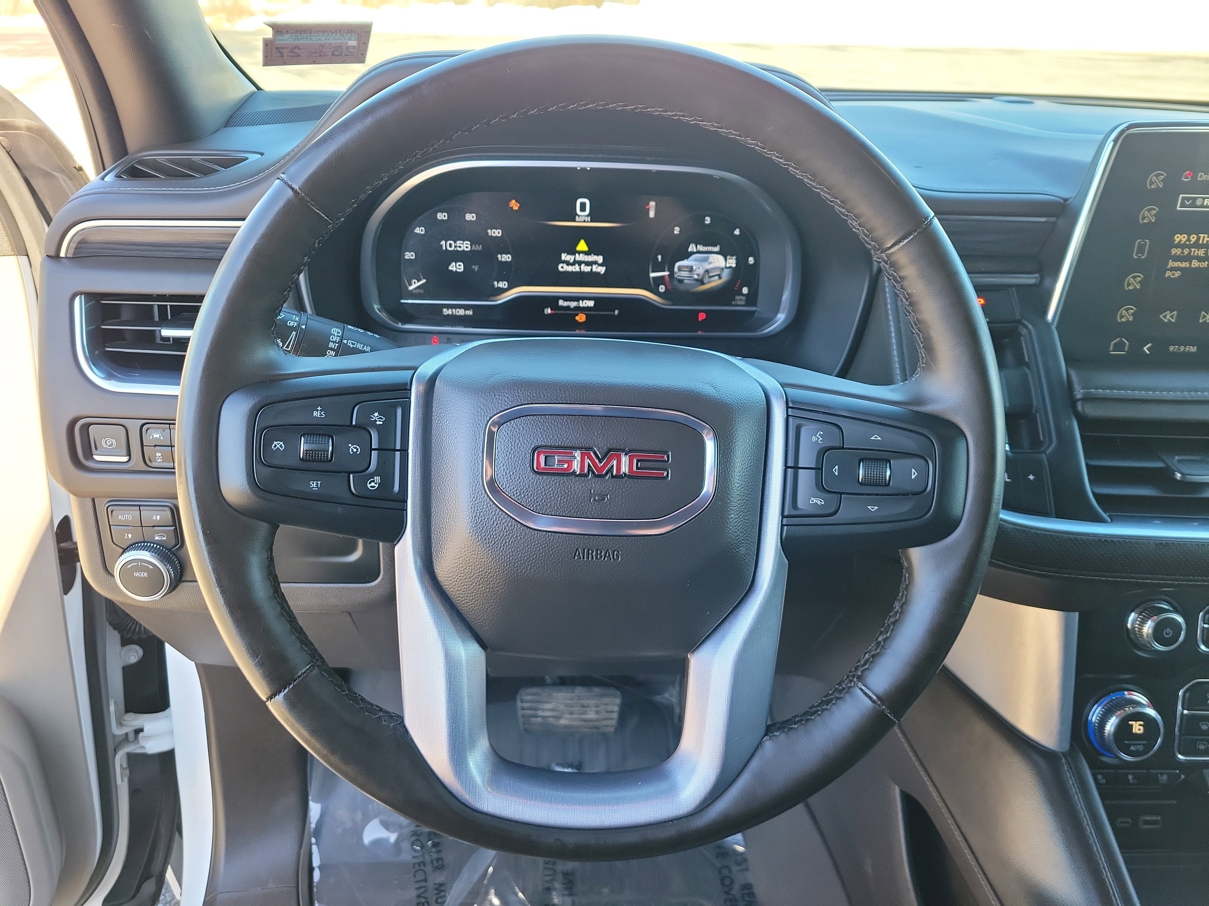 2023 GMC Yukon XL SLT