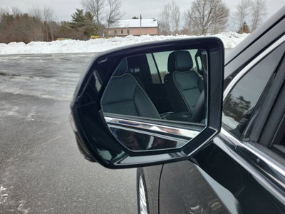 2024 GMC Yukon XL SLT