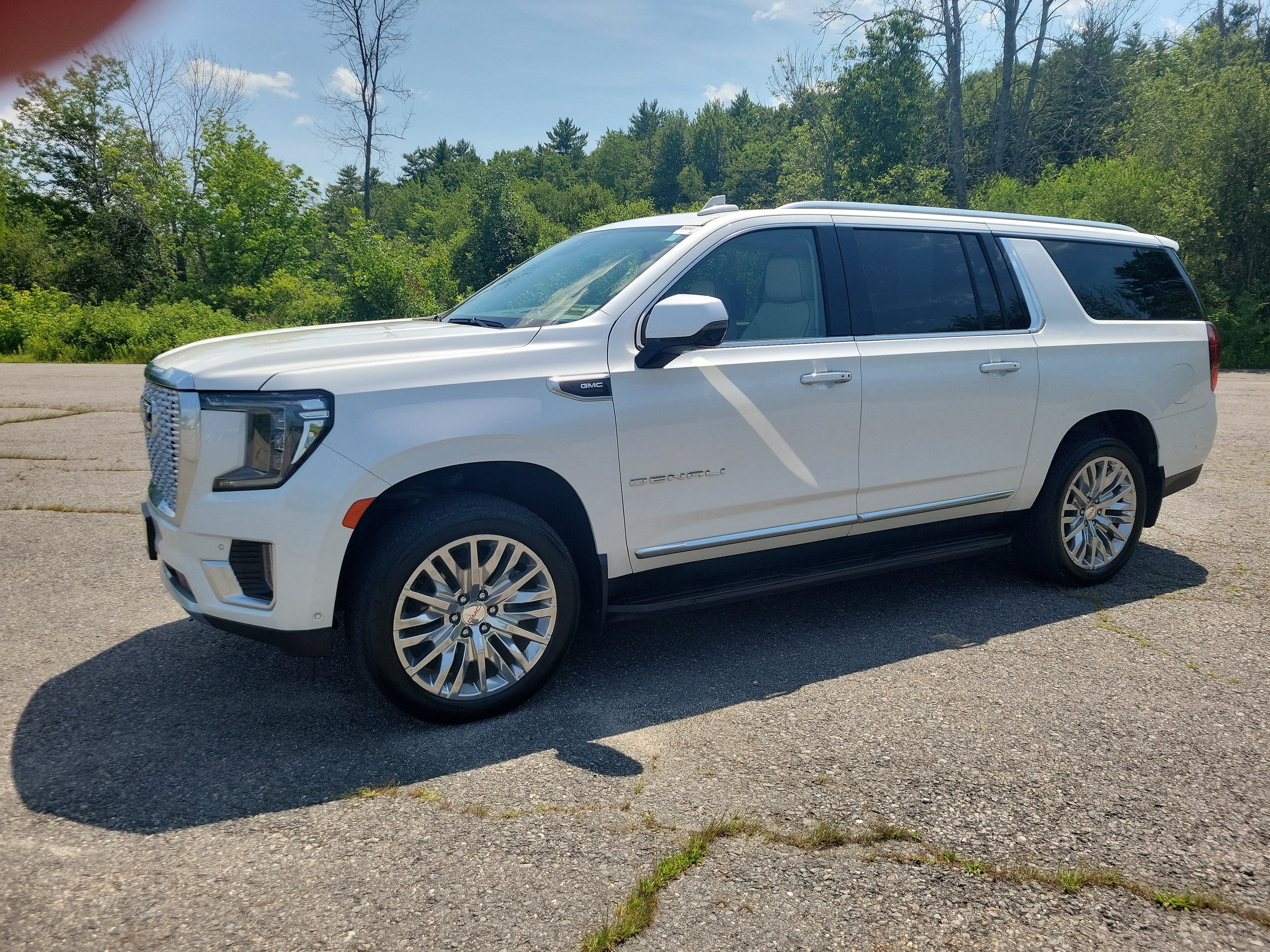 2023 GMC Yukon XL Denali