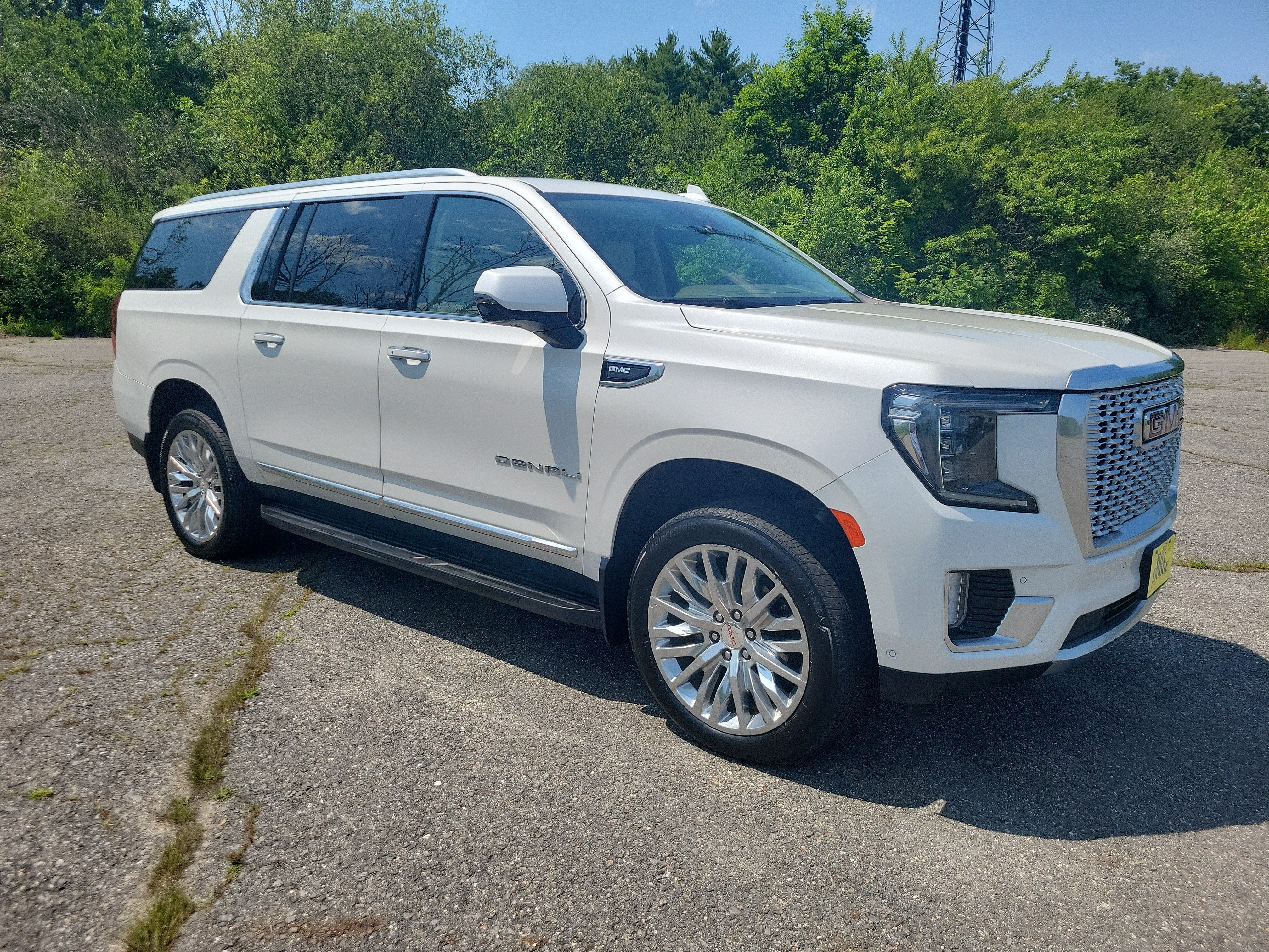2023 GMC Yukon XL Denali