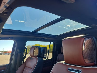 2023 GMC Yukon XL Denali Ultimate