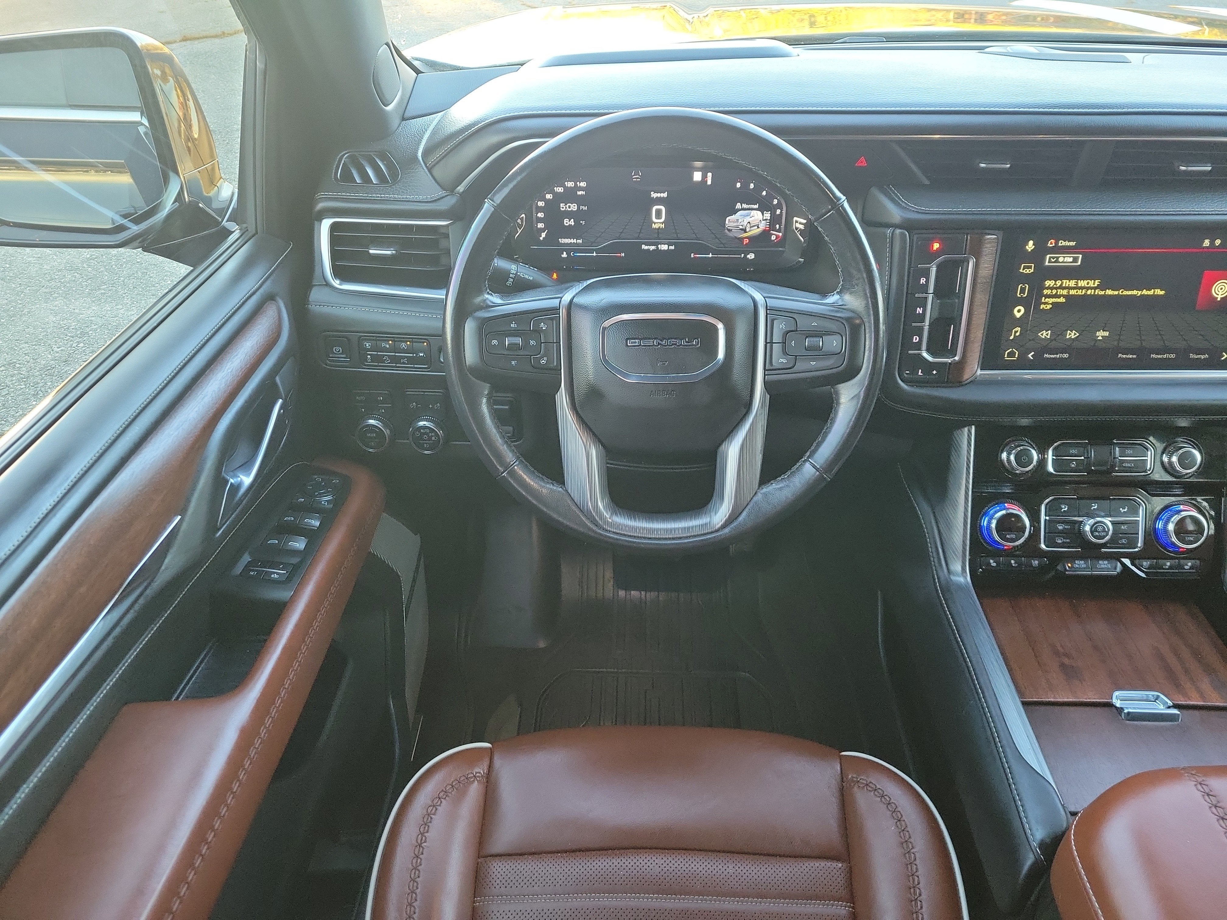 2023 GMC Yukon XL Denali Ultimate