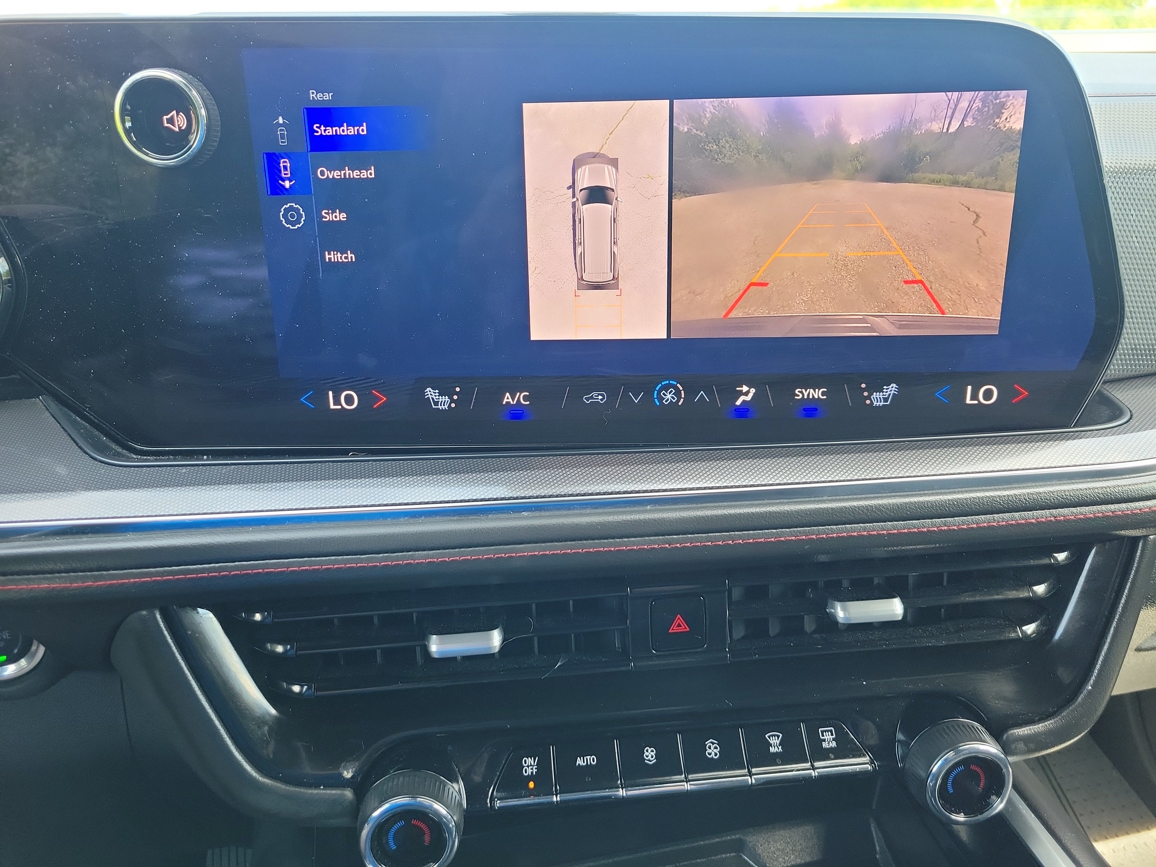 2025 Chevrolet Suburban RST