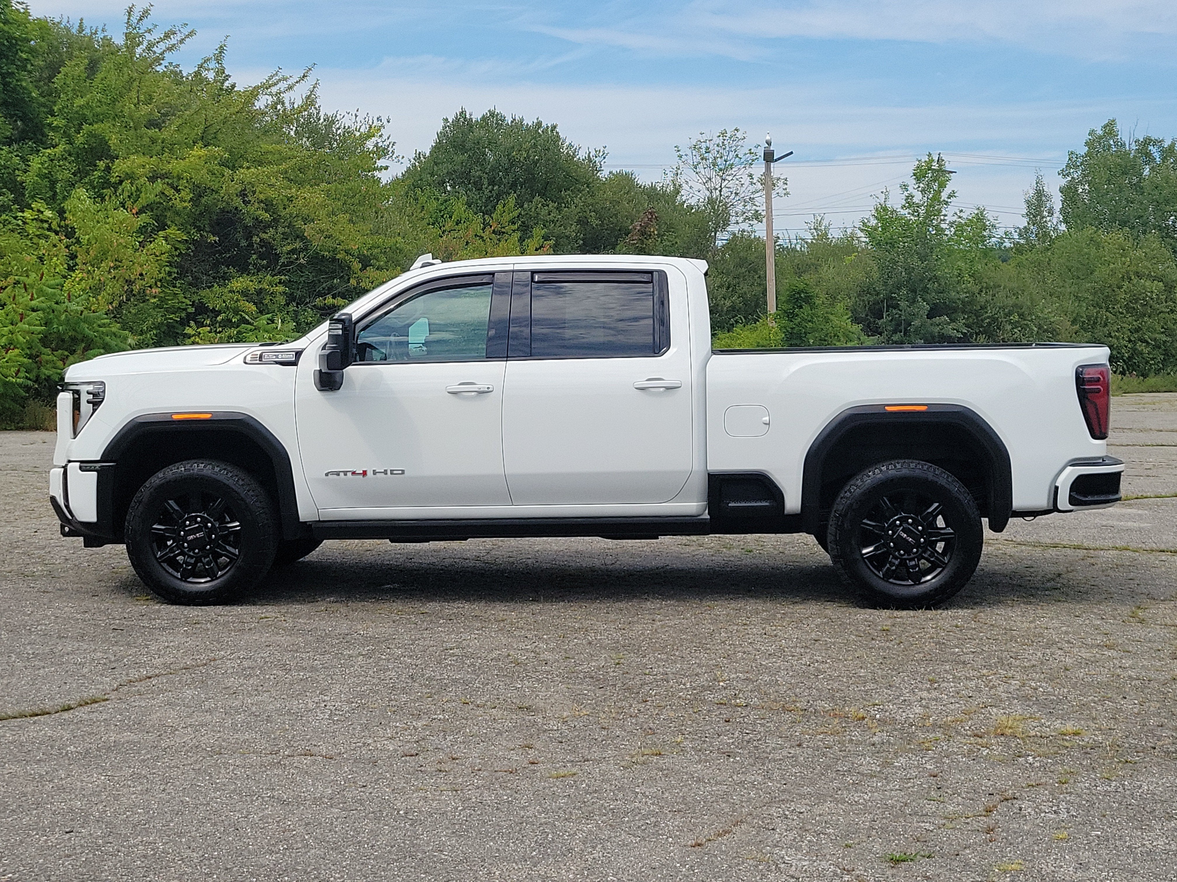 2024 GMC Sierra 2500 HD AT4