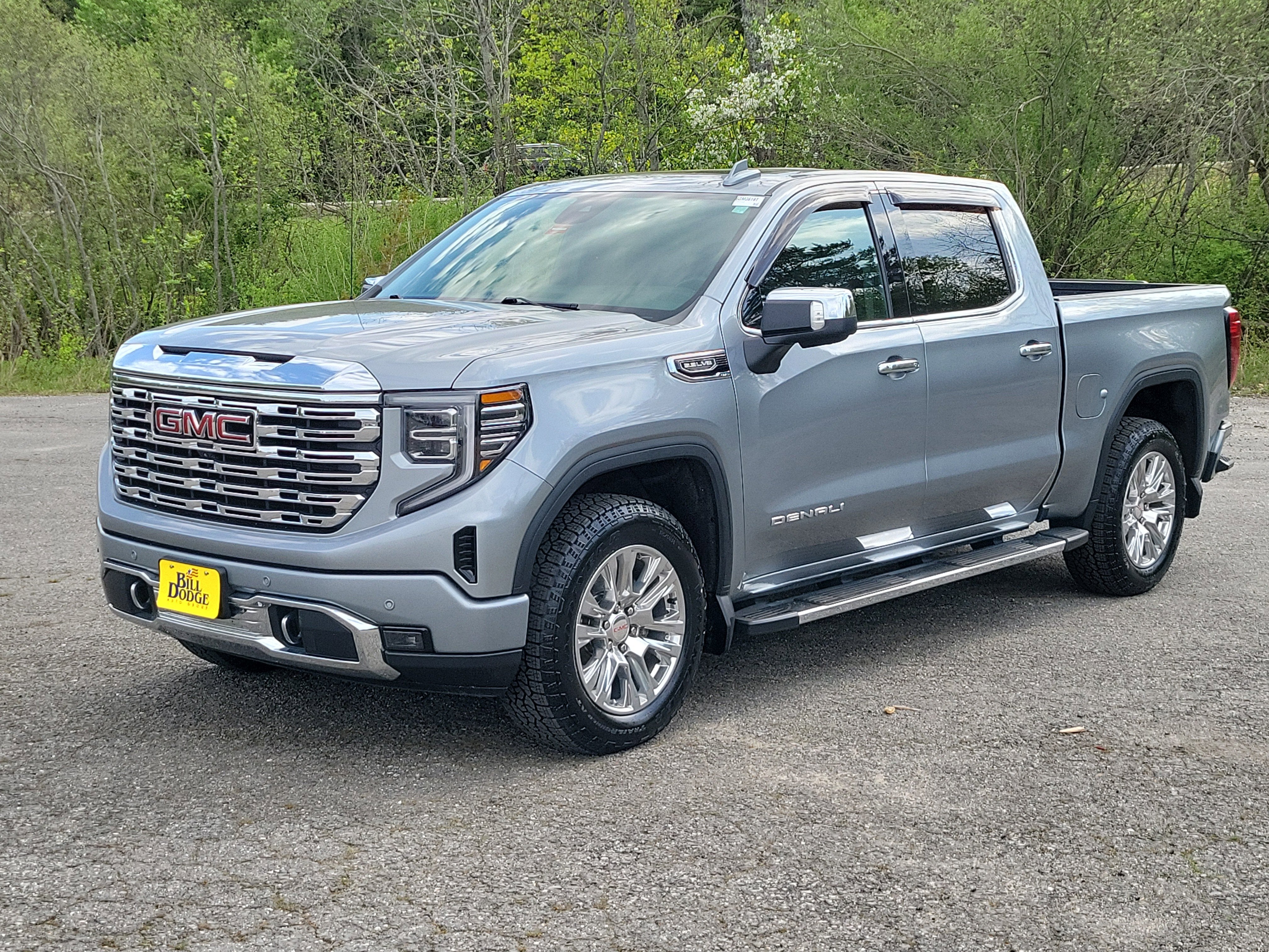 2023 GMC Sierra 4WD Crew Cab Short Box Denali's photo