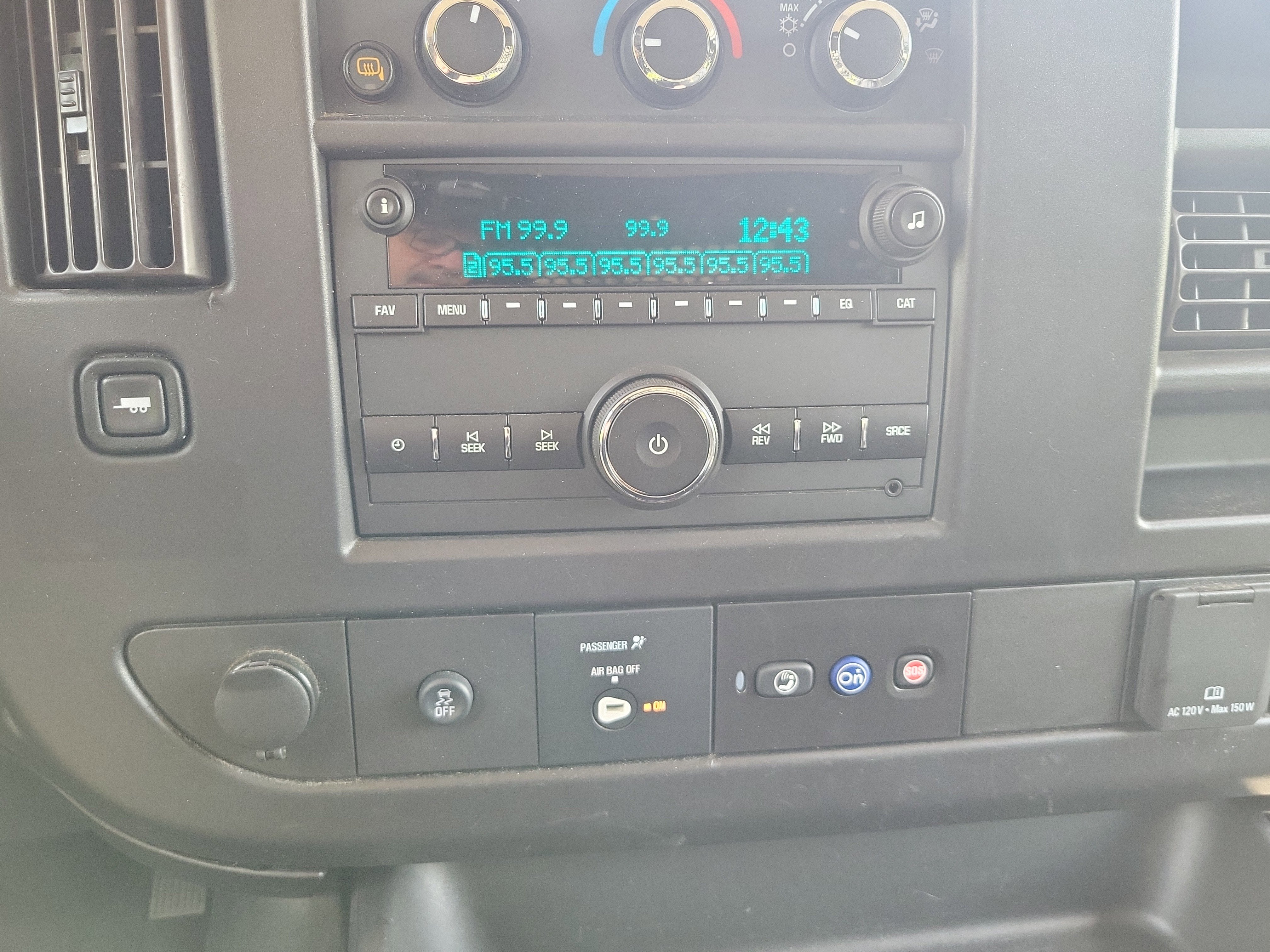 2024 GMC Savana Cargo 2500 Work Van