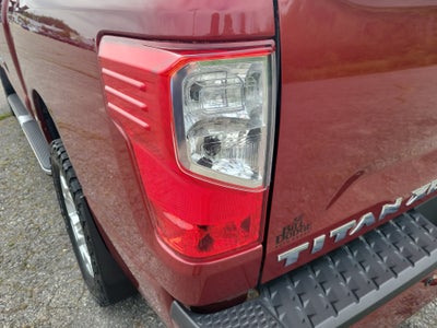 2018 Nissan TITAN XD SV Gas