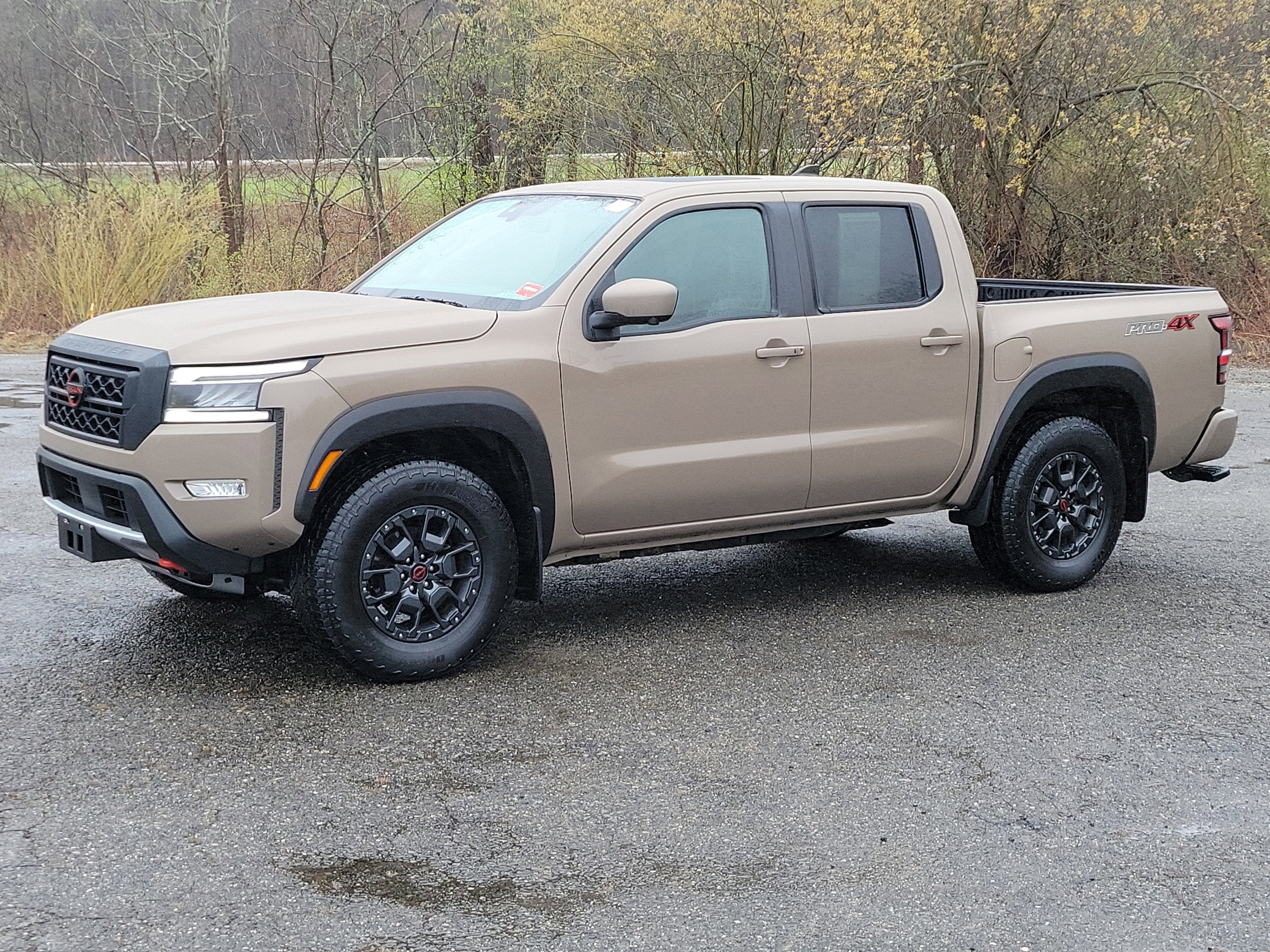 2023 Nissan Frontier PRO-4X Crew Cab 4X4's photo