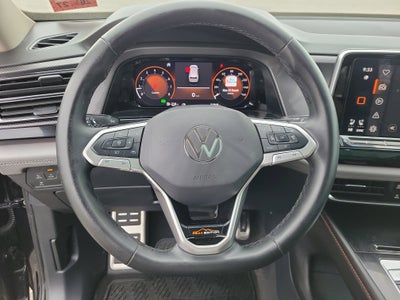 2024 Volkswagen Atlas 2.0T Peak Edition SEL