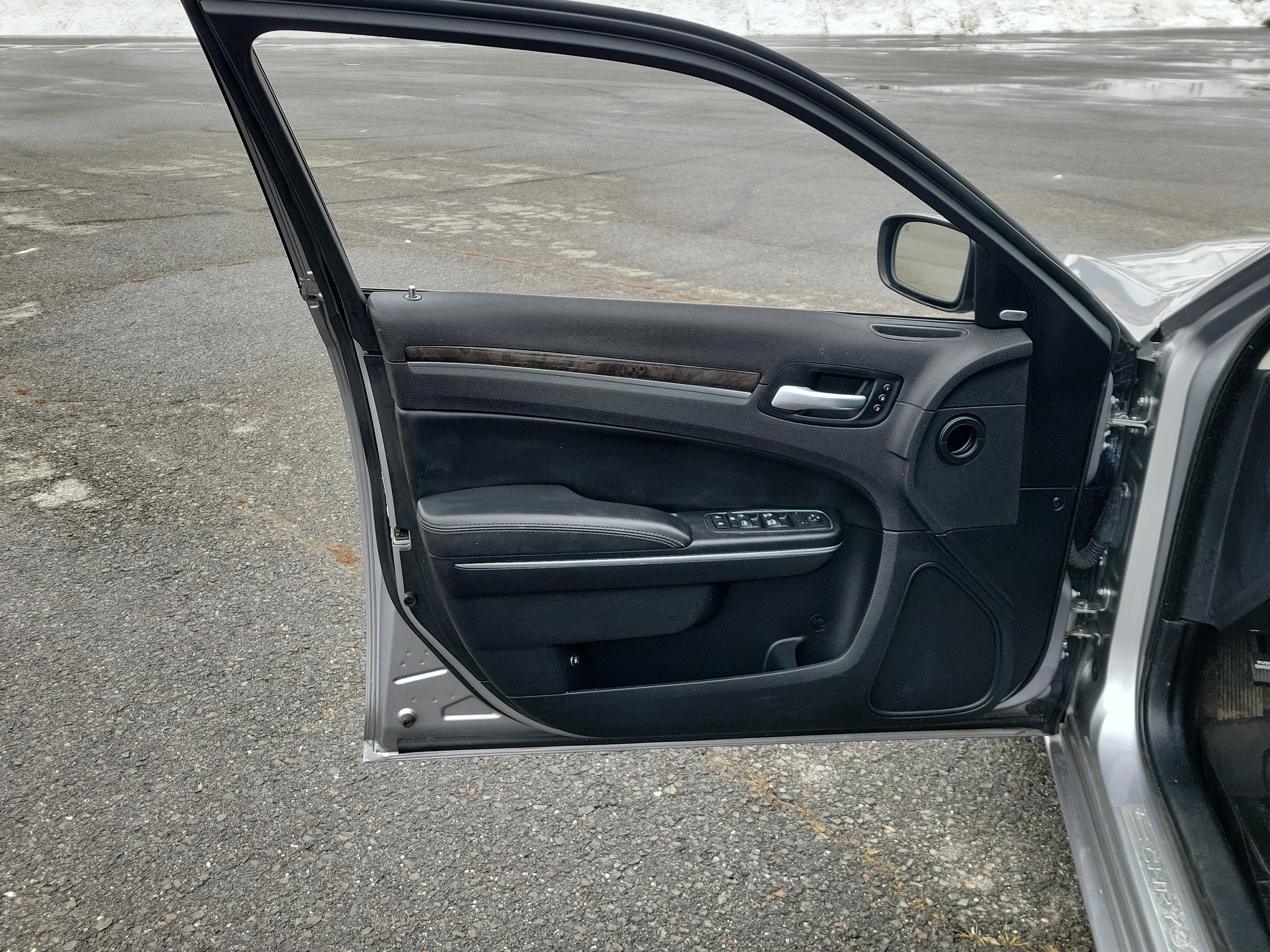 2016 Chrysler 300C AWD