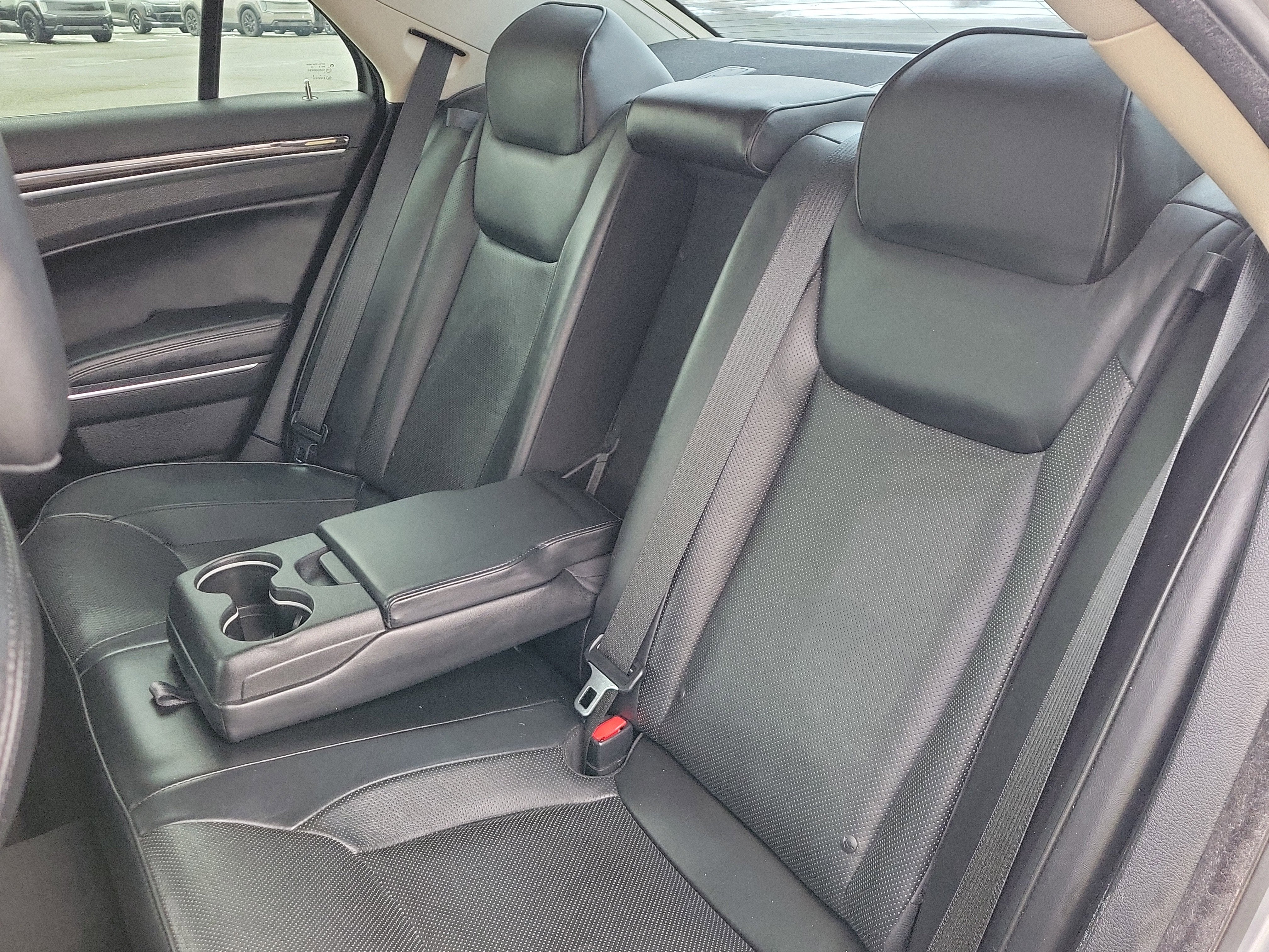 2016 Chrysler 300C AWD