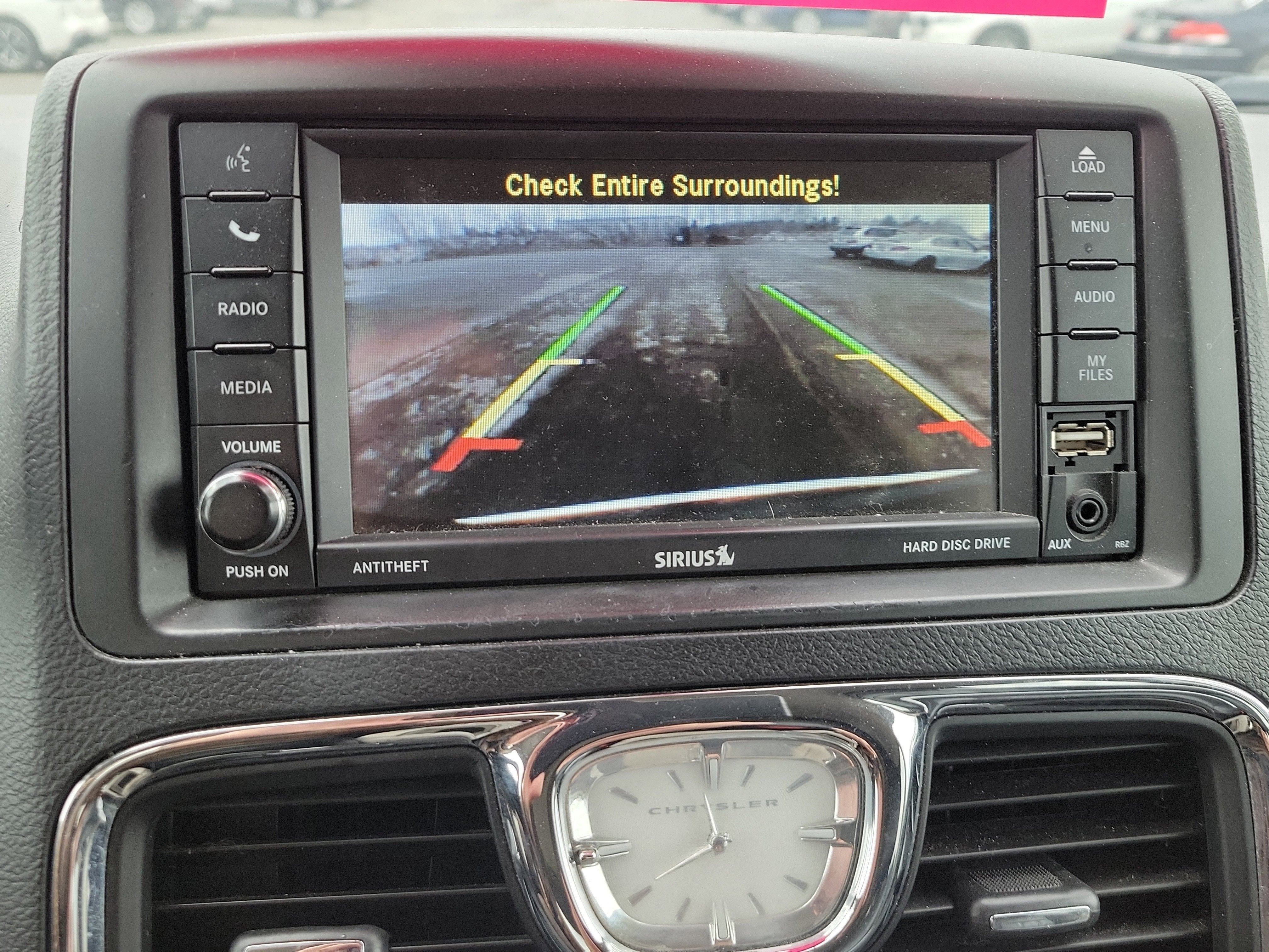 2016 Chrysler Town & Country Touring