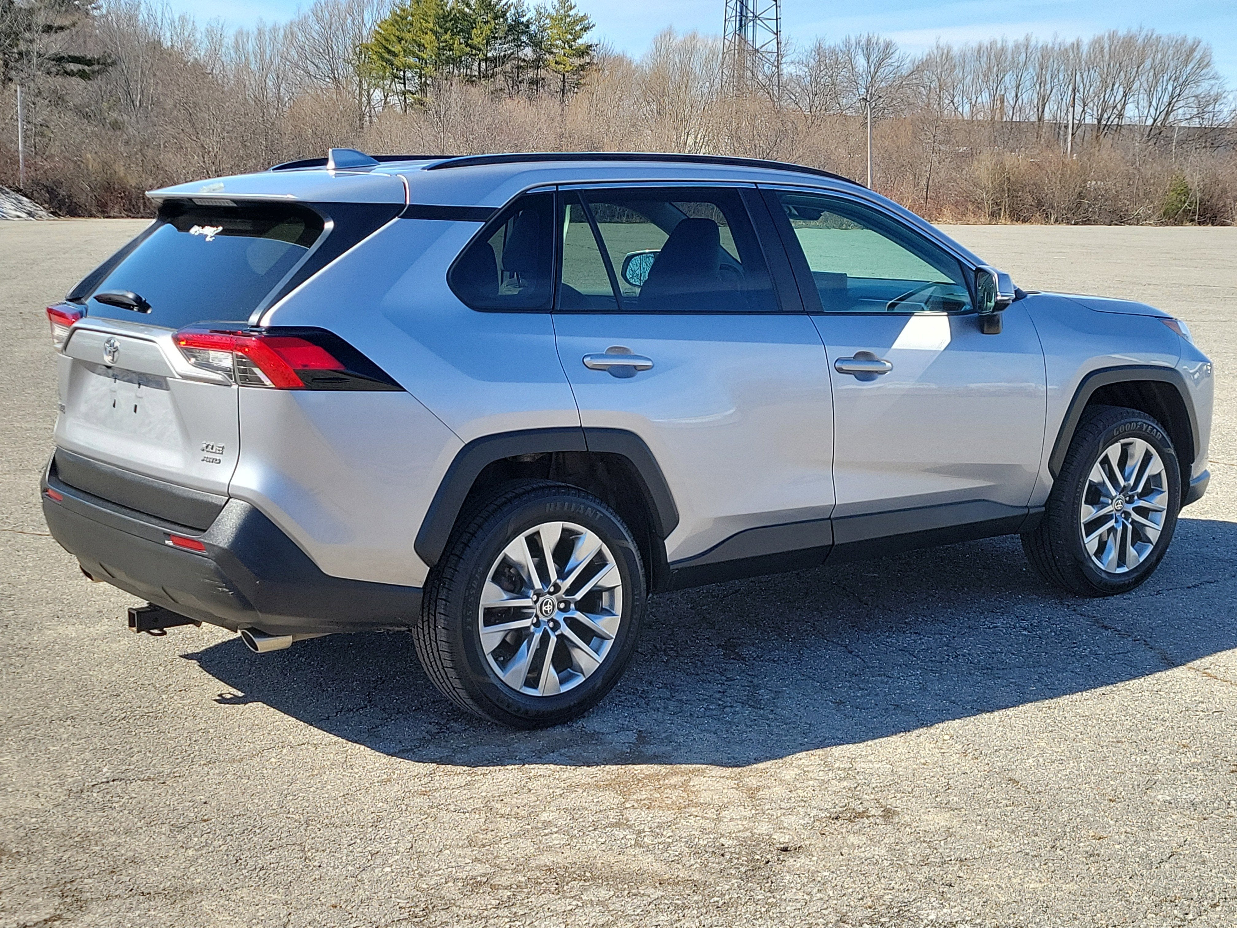 2022 Toyota RAV4 XLE Premium