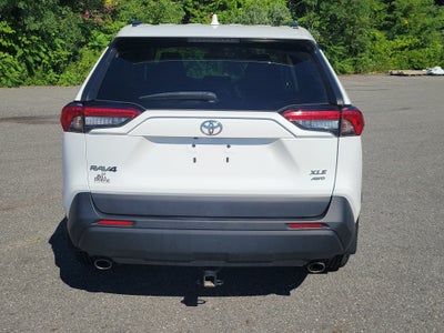 2020 Toyota RAV4 XLE