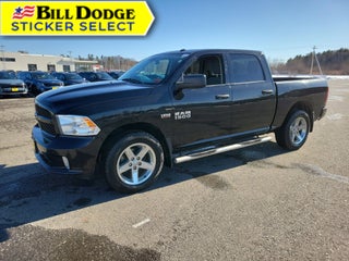 2017 RAM 1500 Express Crew Cab 4x4 5'7" Box