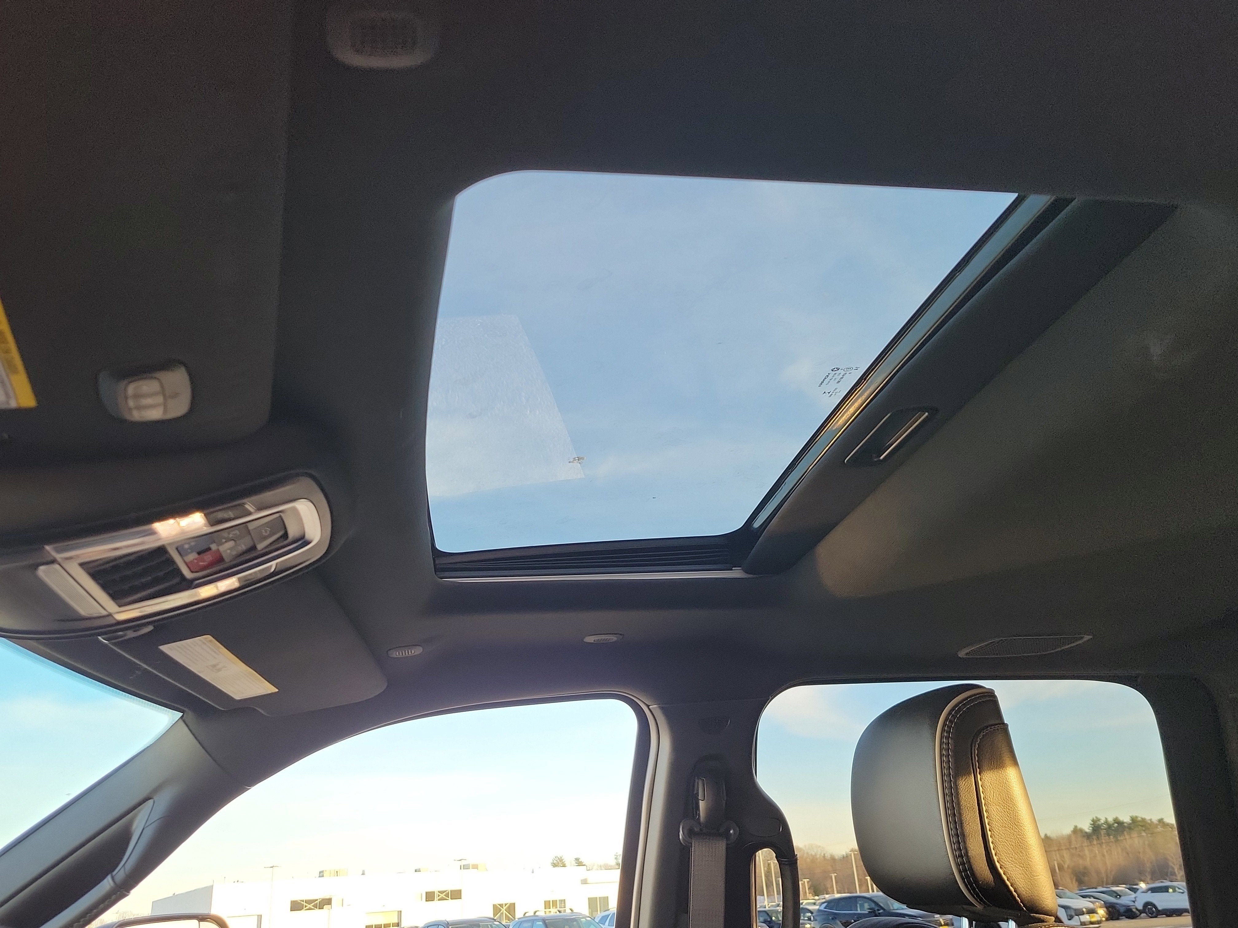 2022 RAM 2500 Limited Crew Cab 4x4 6'4" Box