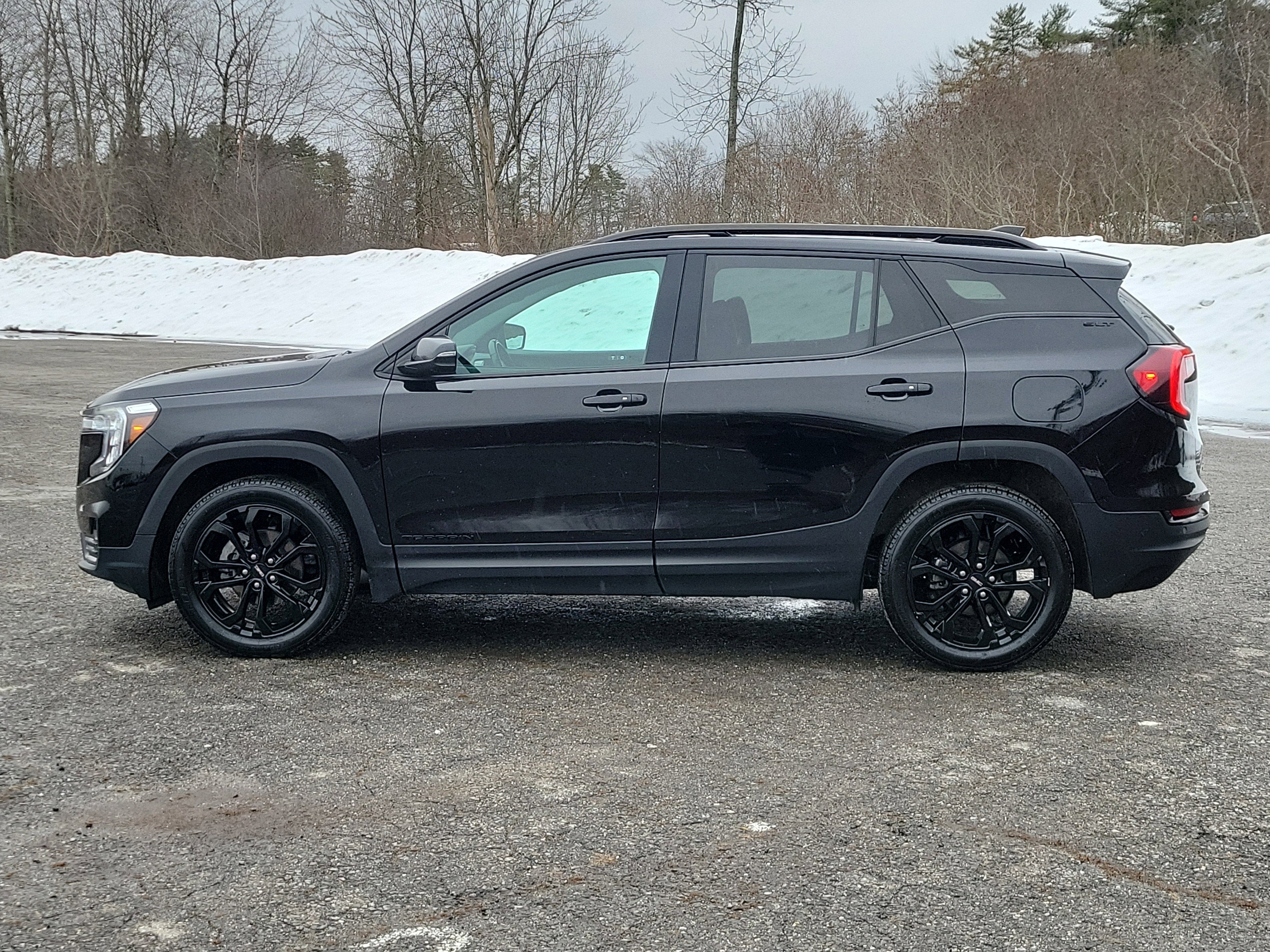 2022 GMC Terrain SLT
