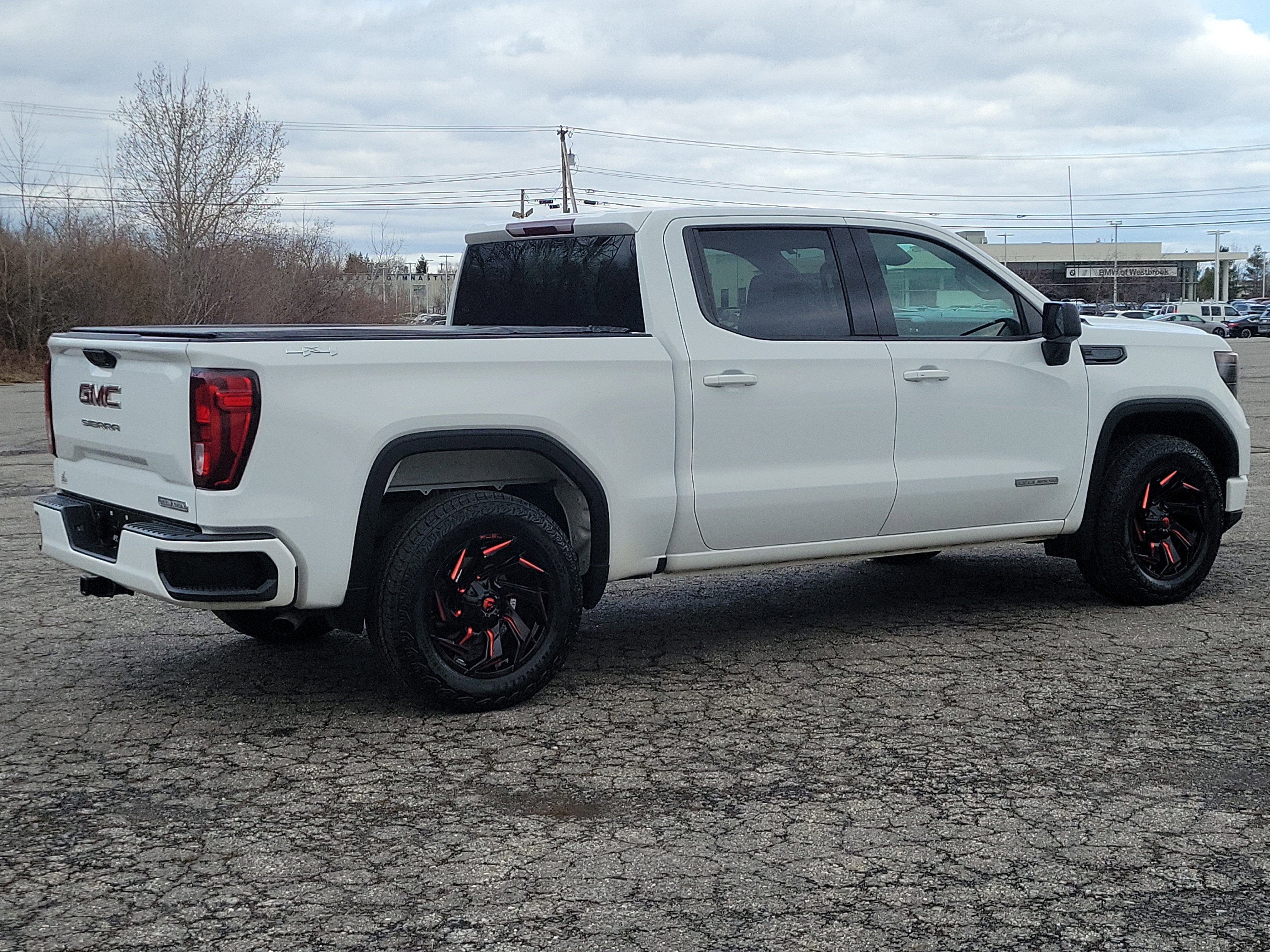 2023 GMC Sierra 1500 Elevation