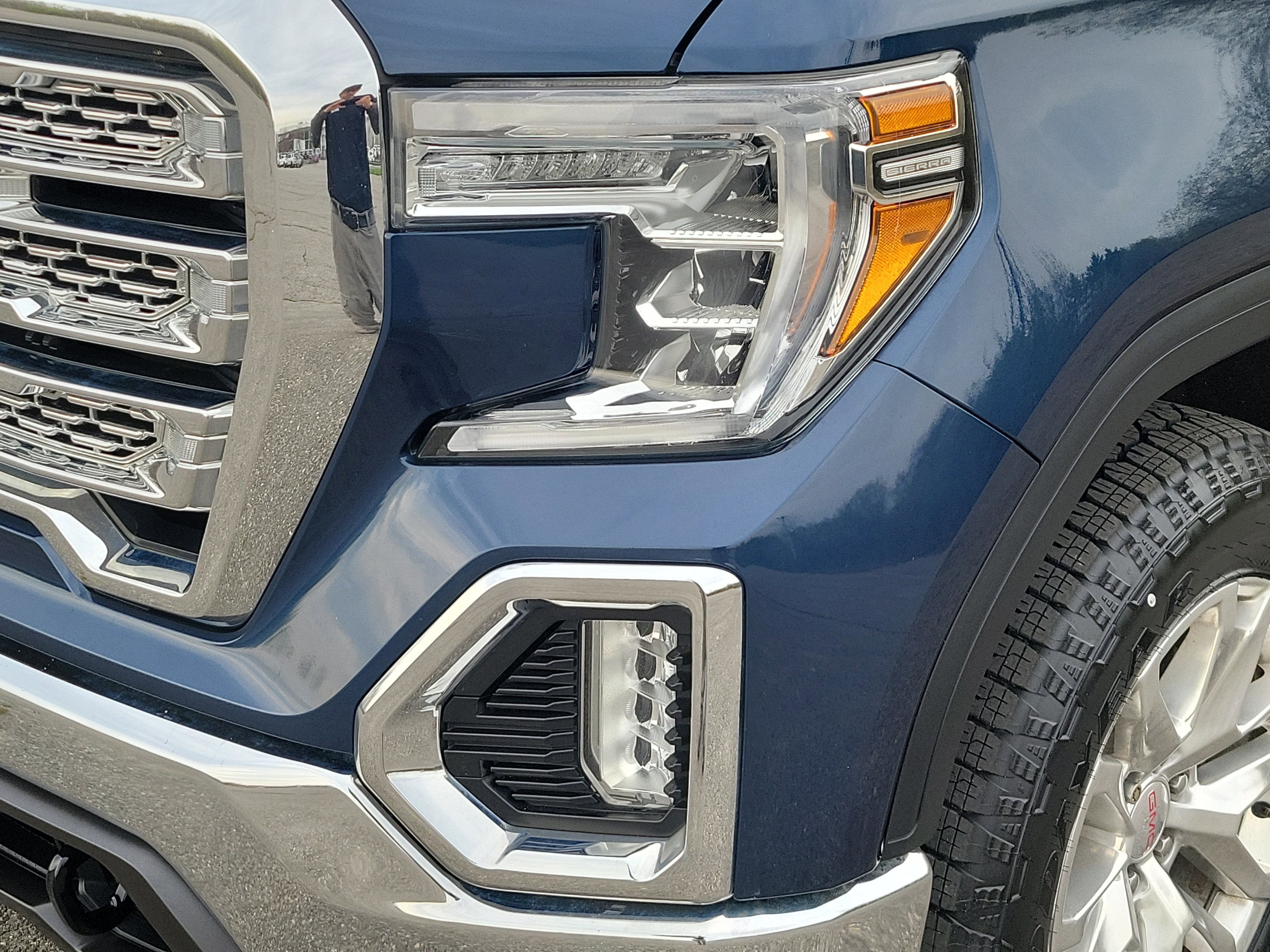 2021 GMC Sierra 1500 SLT