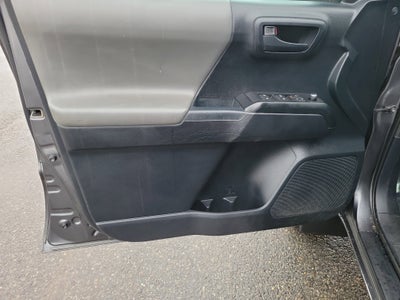 2018 Toyota Tacoma SR V6