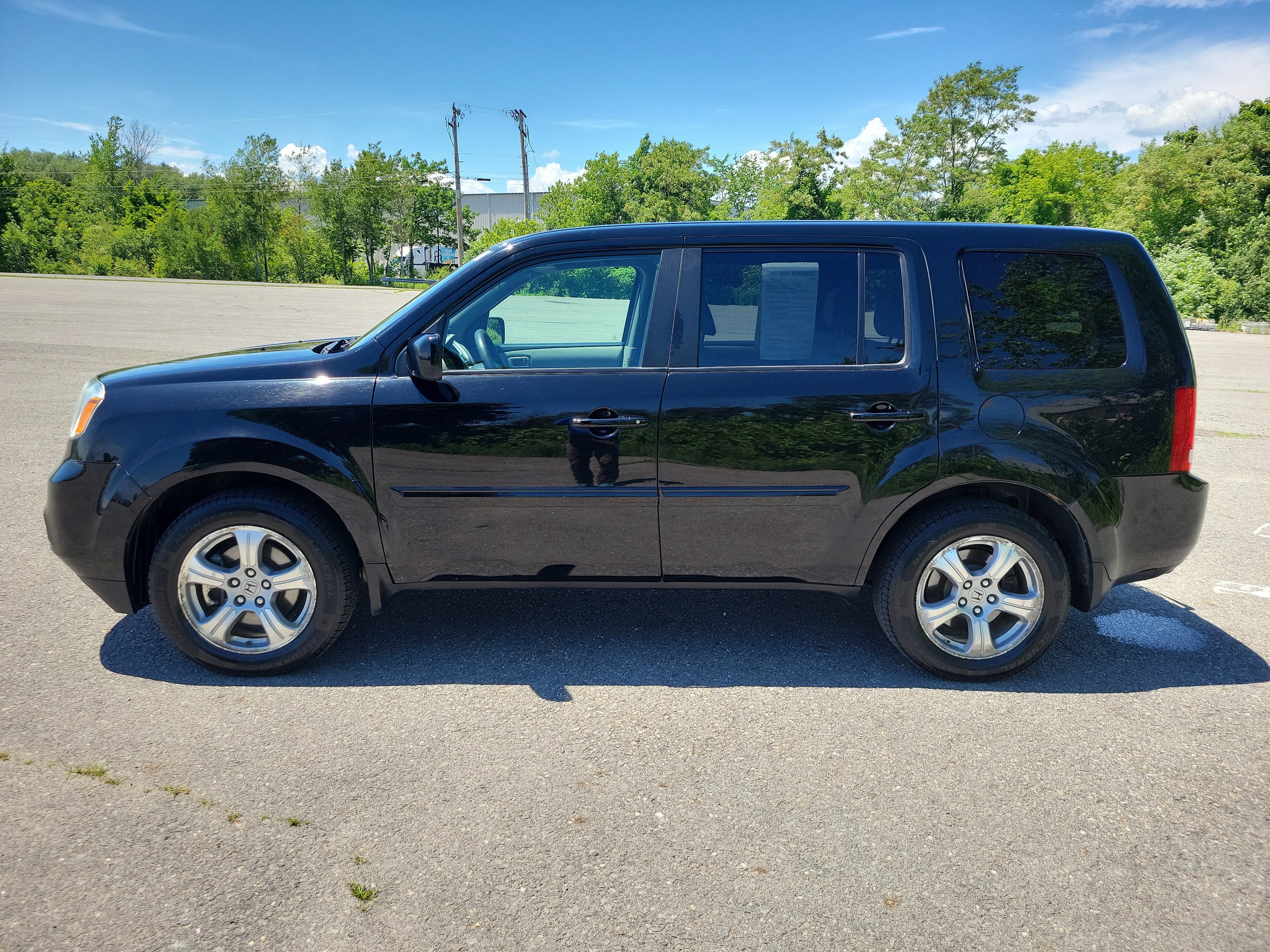 Used 2014 Honda Pilot EX with VIN 5FNYF4H40EB057680 for sale in Brunswick, ME