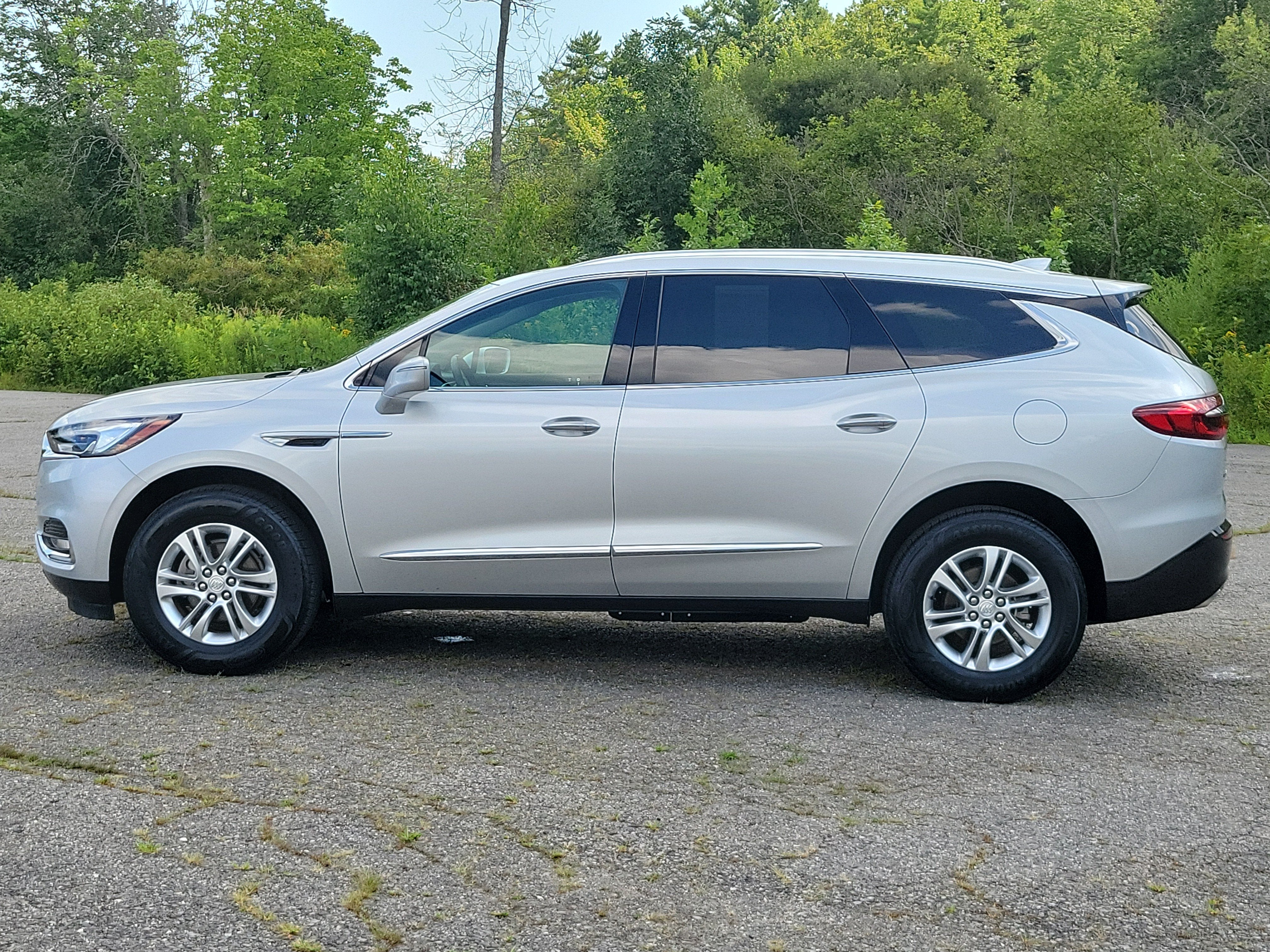 2020 Buick Enclave Essence