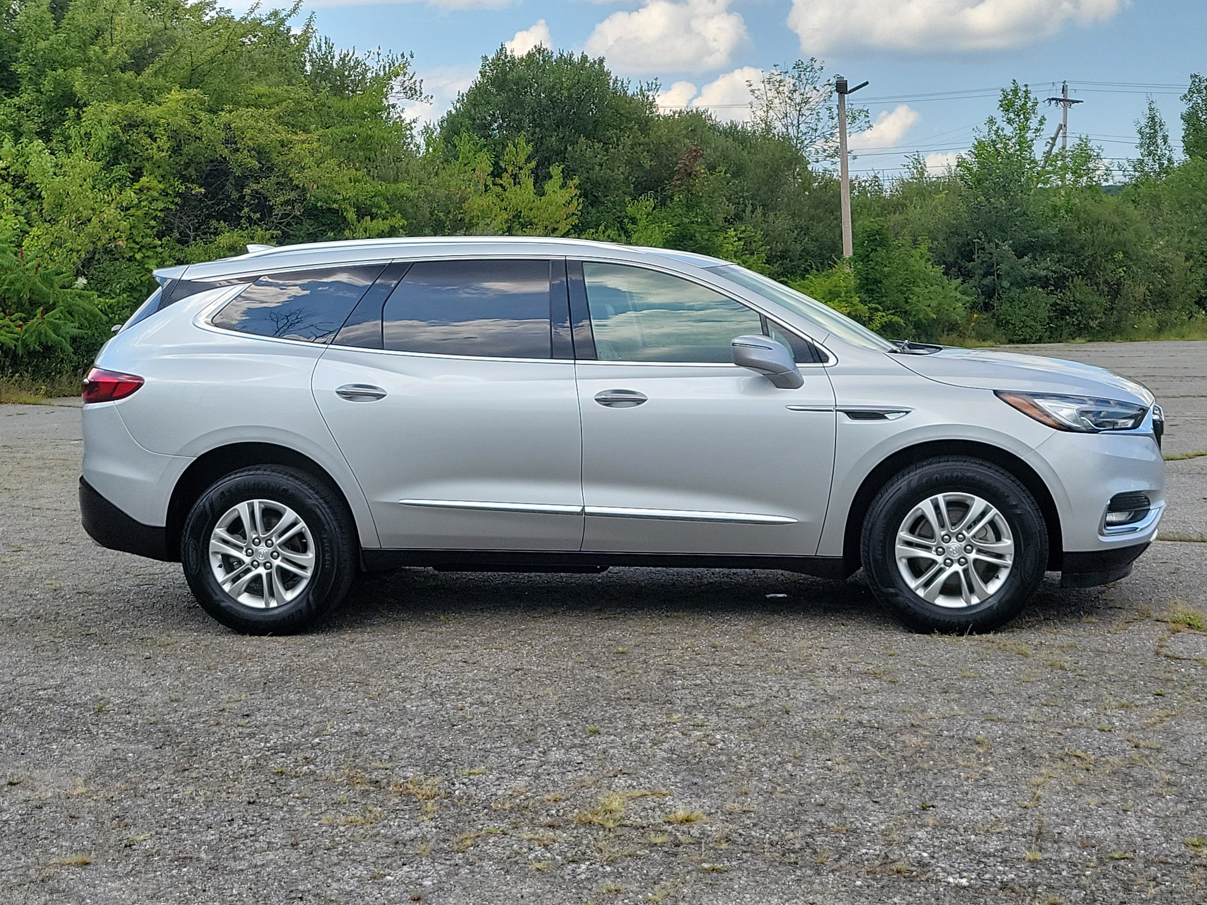 2020 Buick Enclave Essence