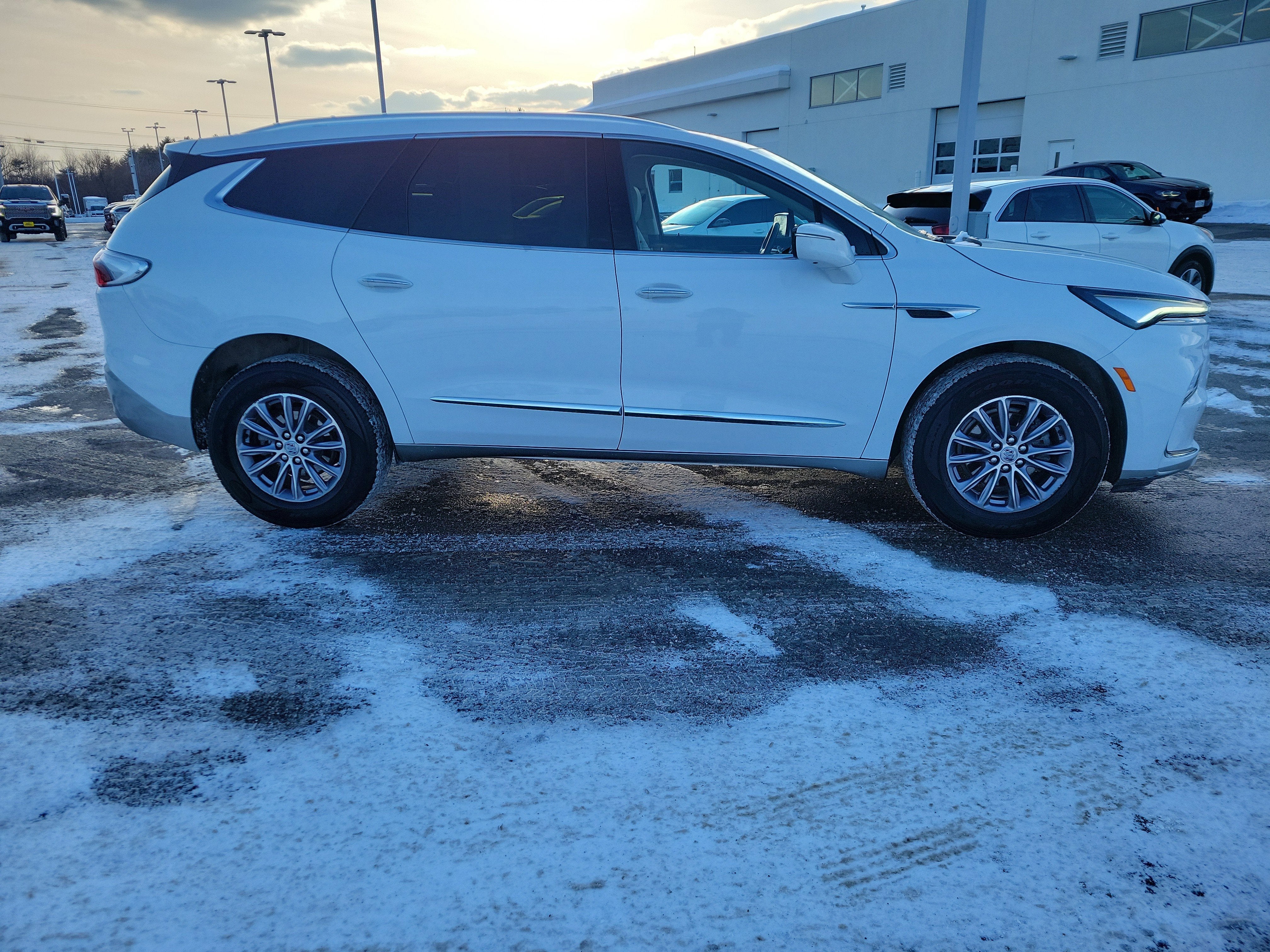 2023 Buick Enclave Essence