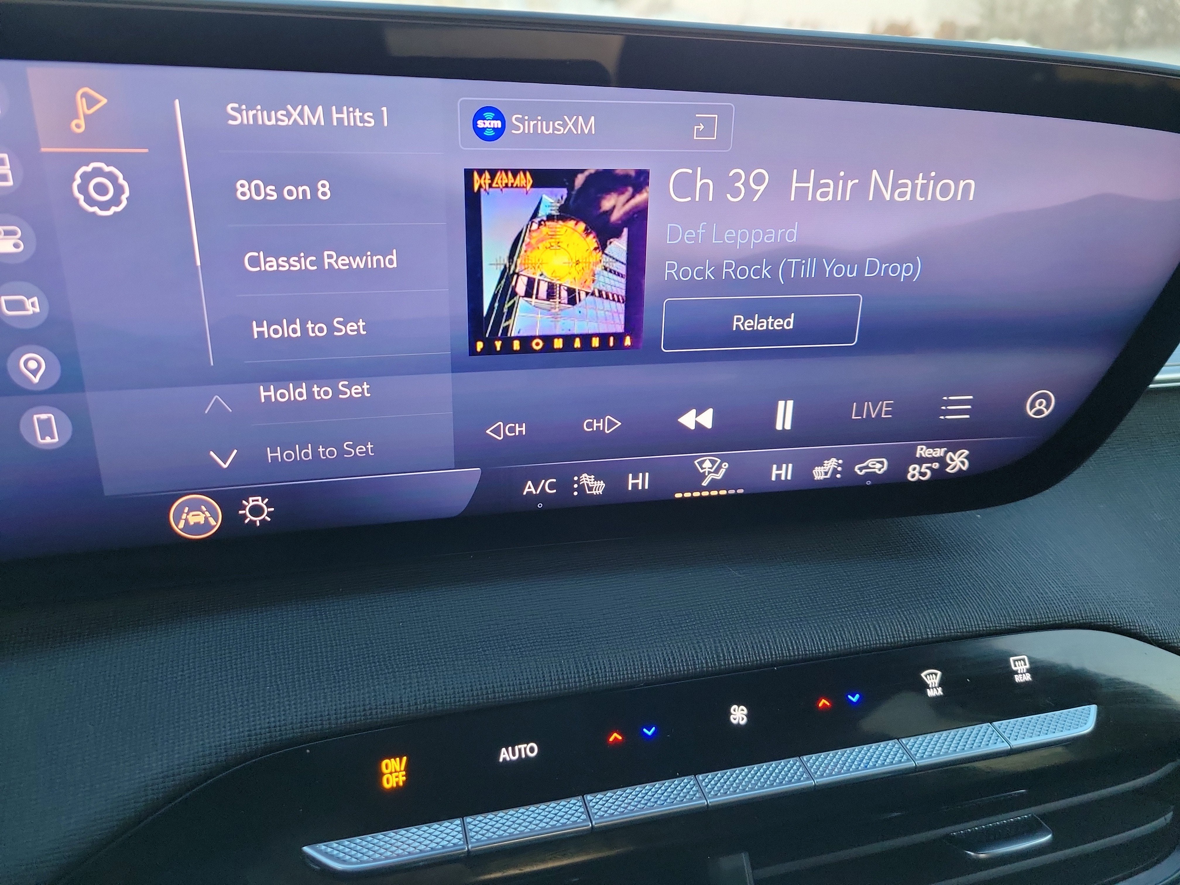 2025 Buick Enclave Preferred