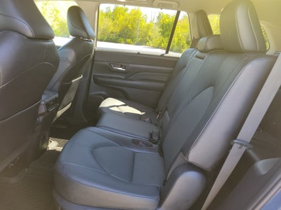 2025 Toyota Grand Highlander Hybrid XLE
