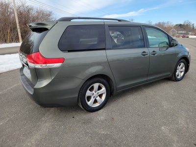 2011 Toyota Sienna LE V6