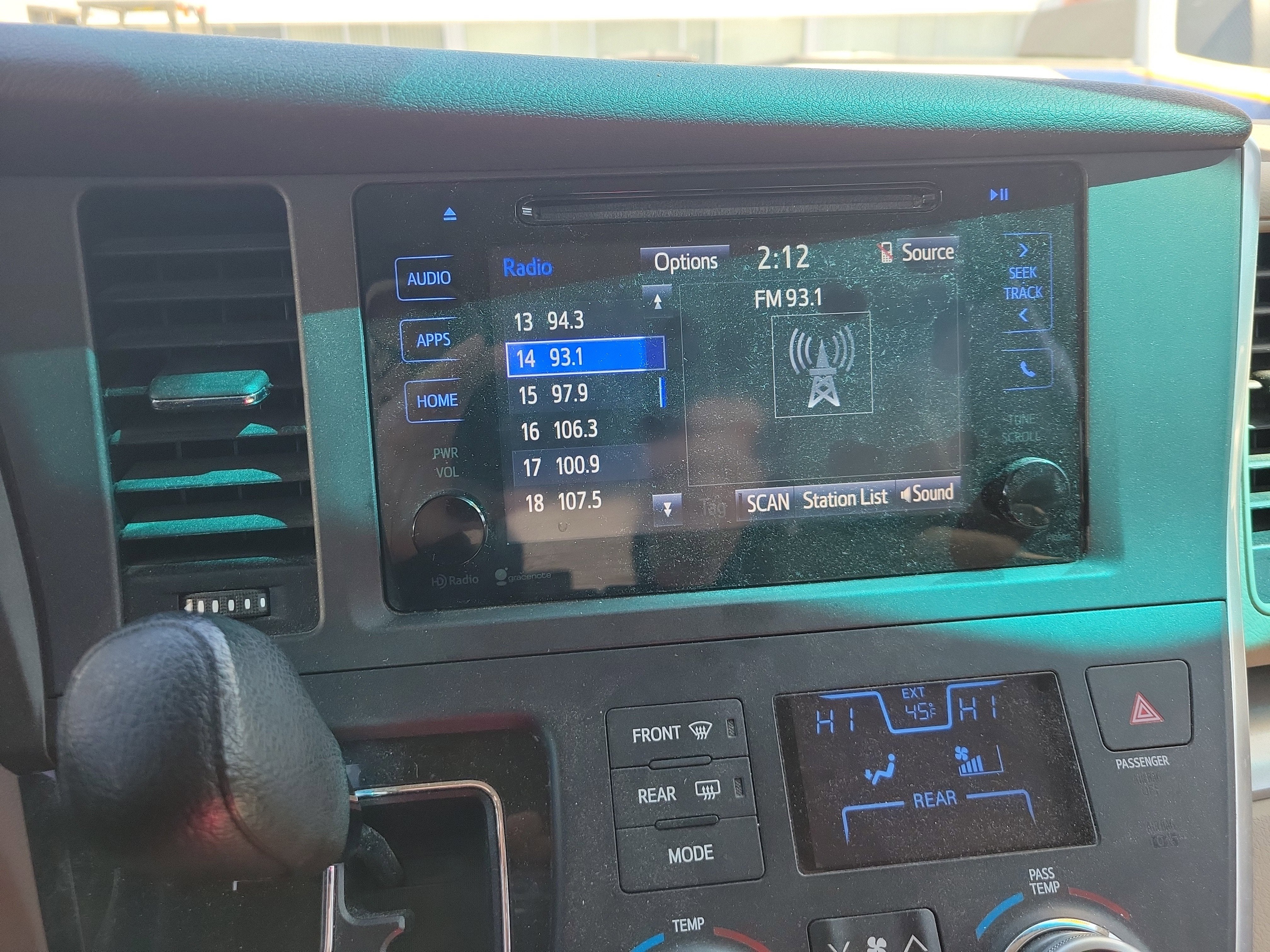 2015 Toyota Sienna LE AAS