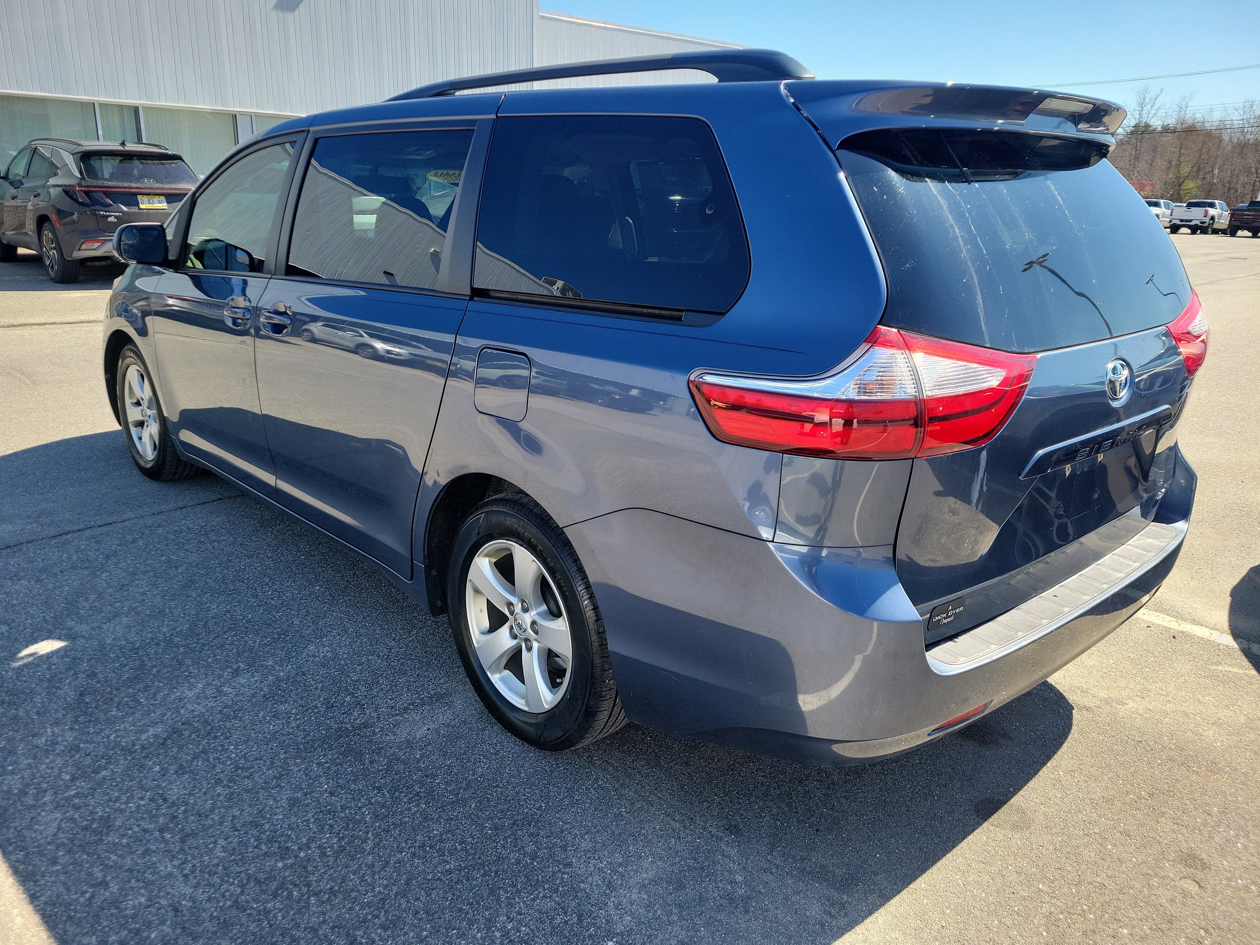 2015 Toyota Sienna LE AAS