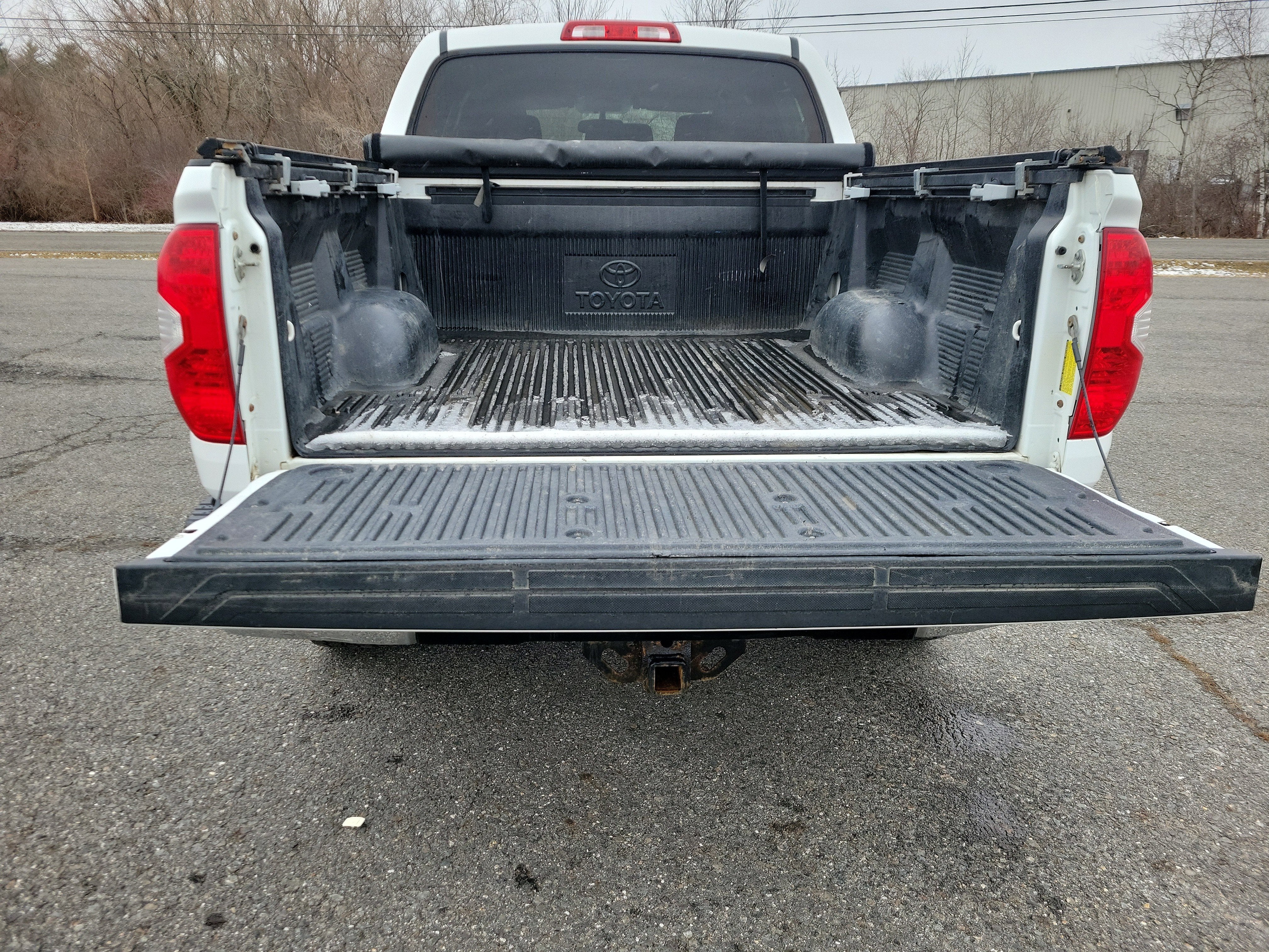 2015 Toyota Tundra 4WD Truck SR5