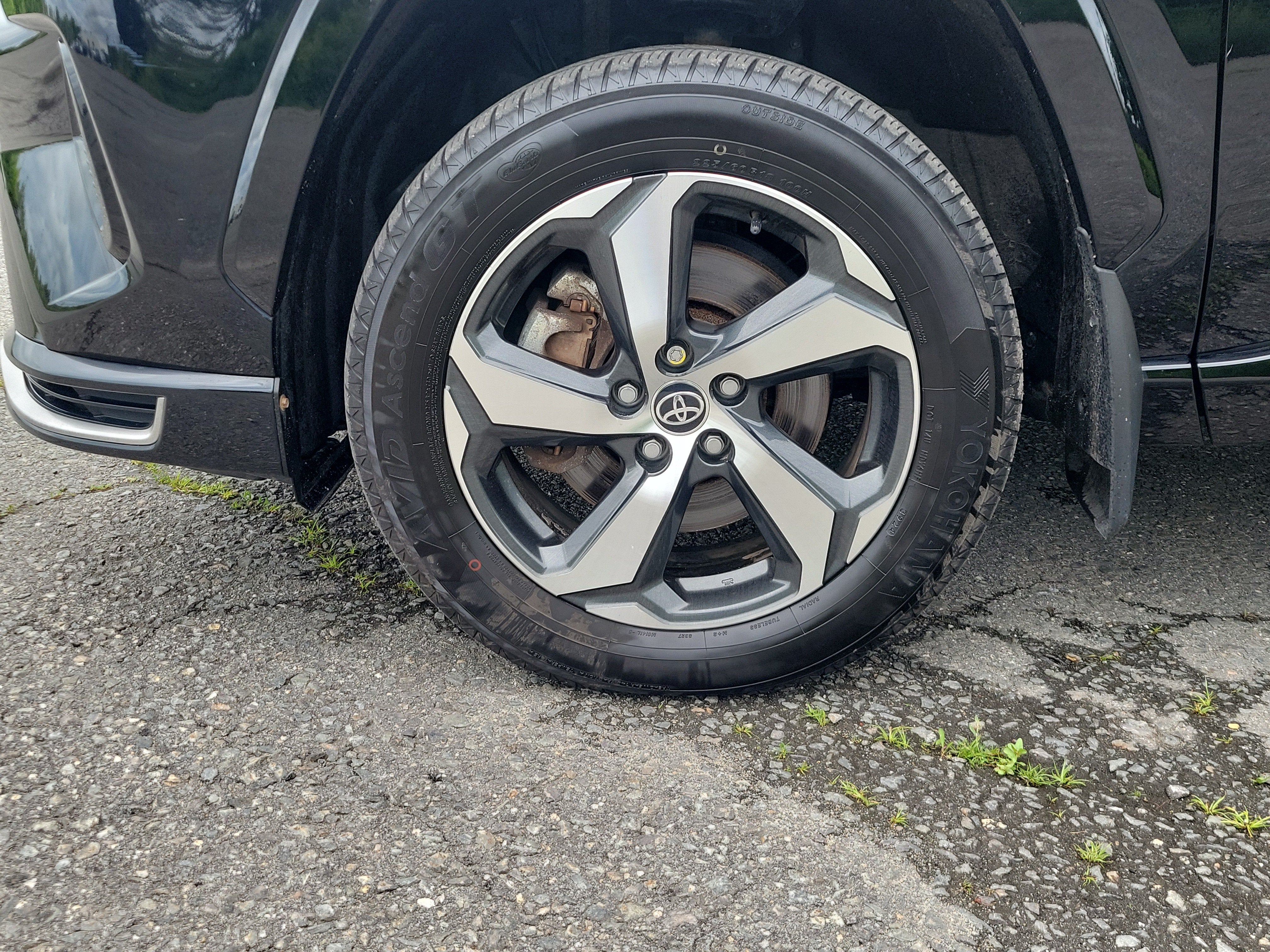 2023 Toyota RAV4 Prime SE