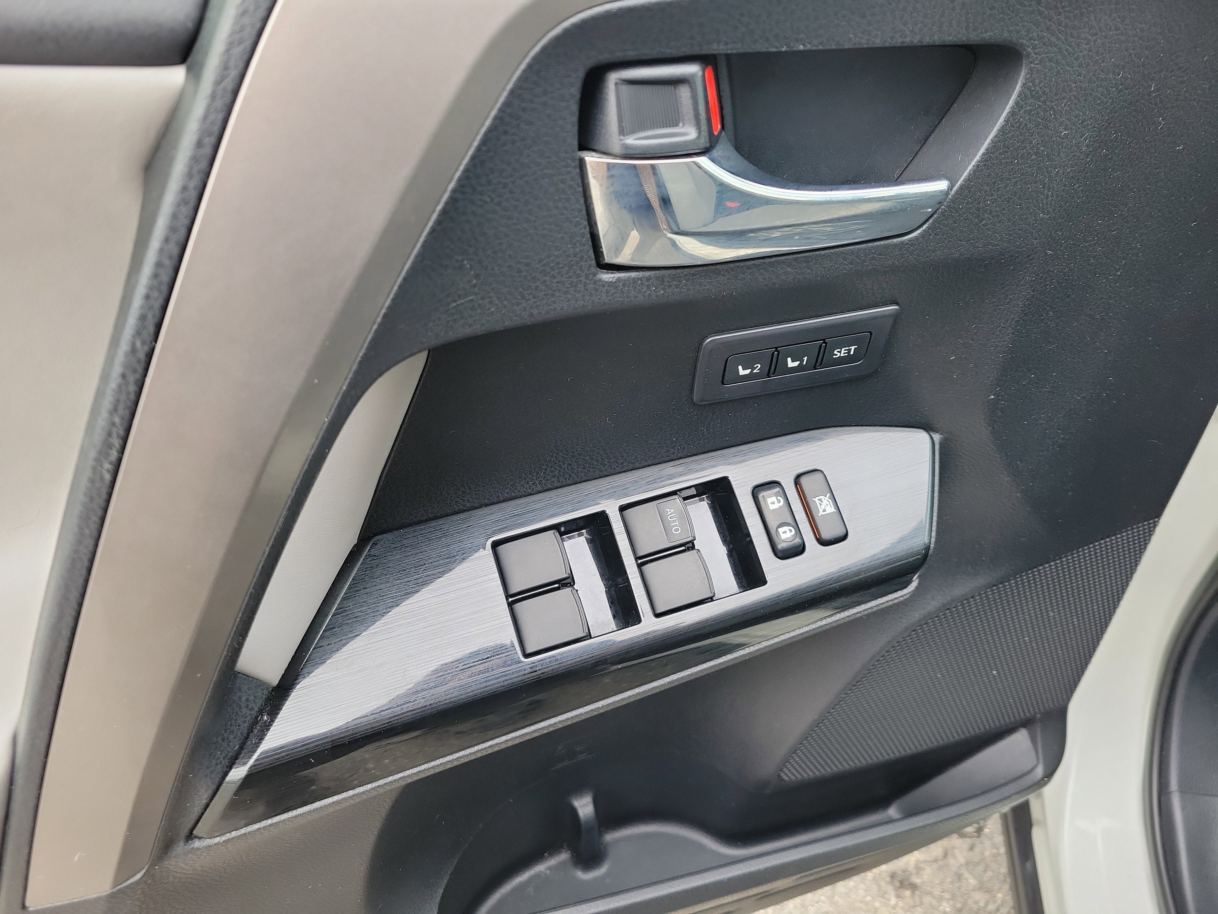 2018 Toyota RAV4 Hybrid Limited