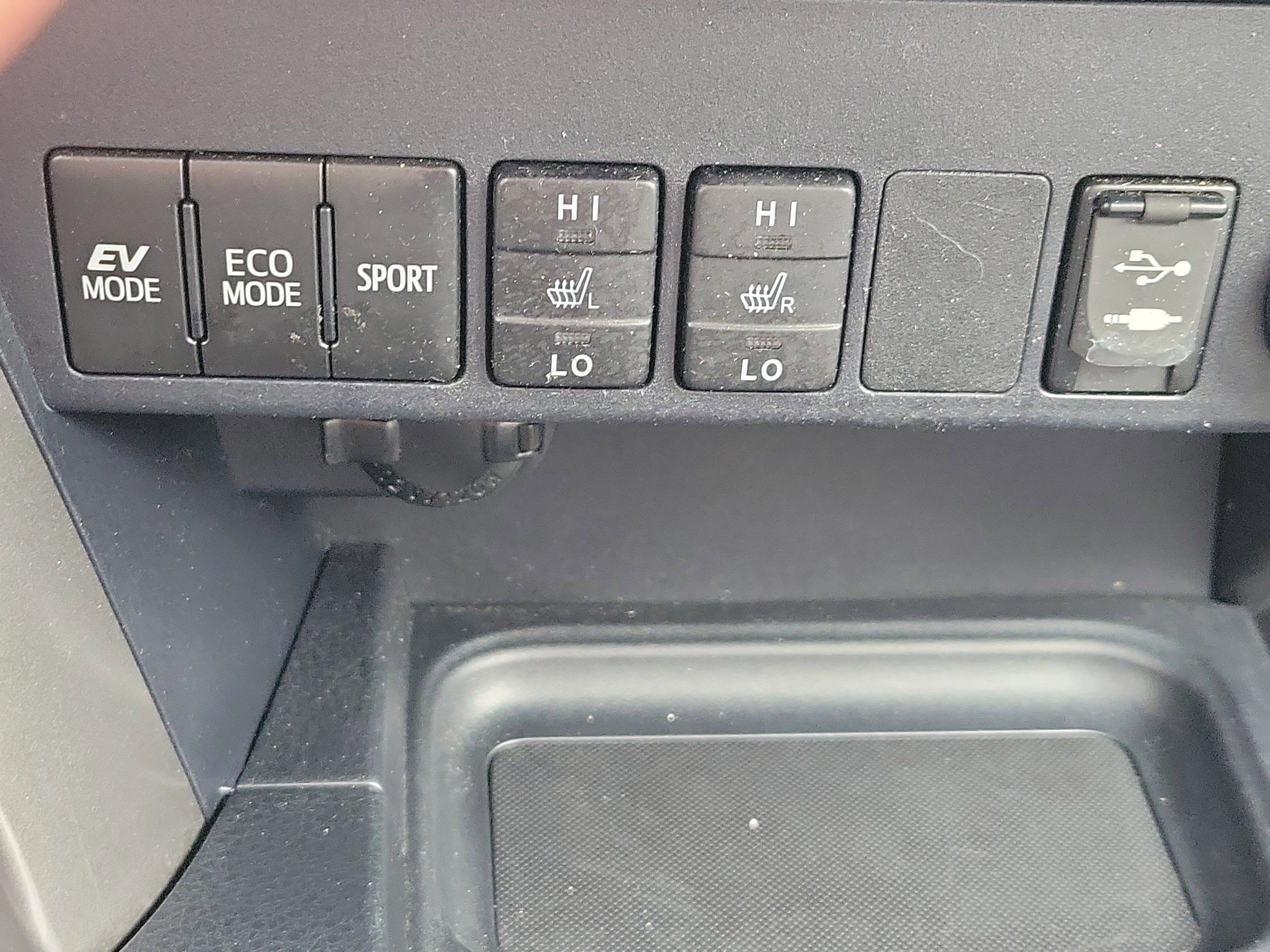 2018 Toyota RAV4 Hybrid Limited