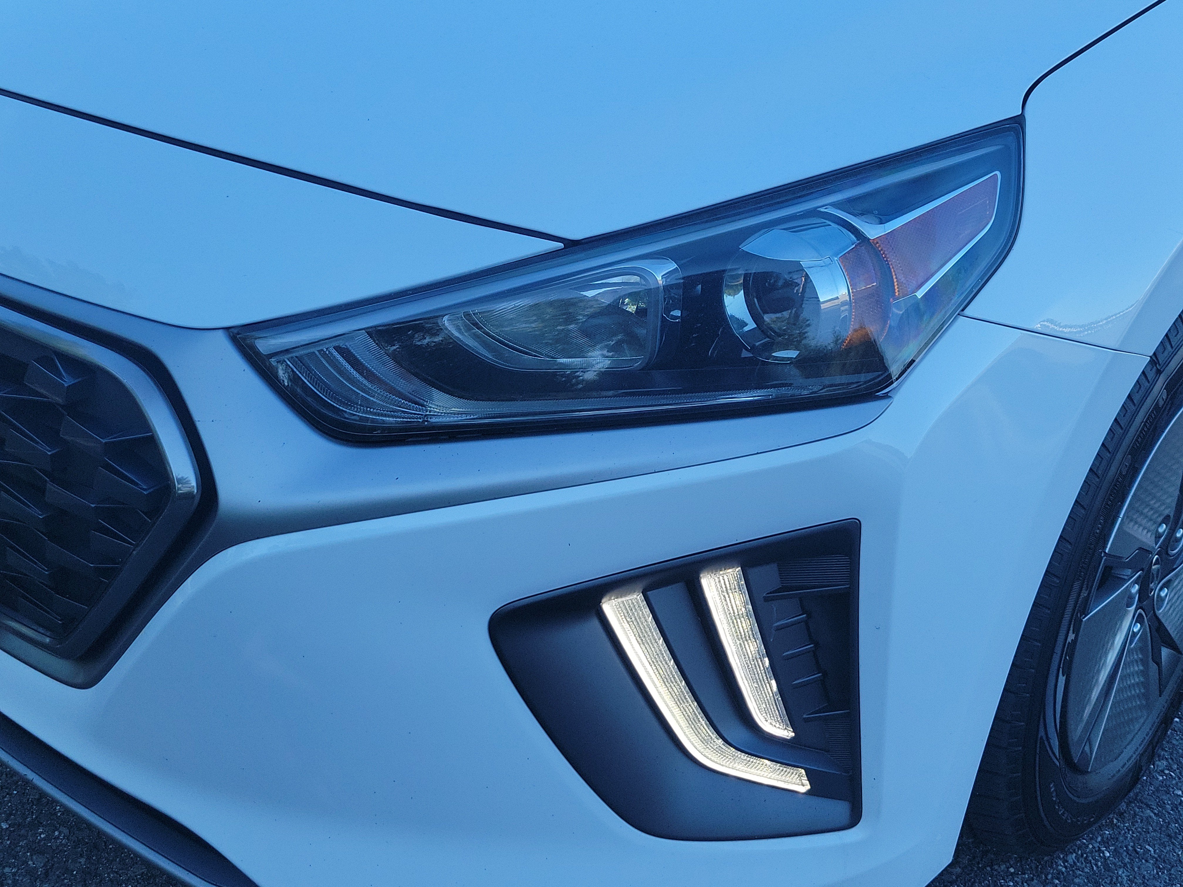 2020 Hyundai IONIQ HYBRID SE