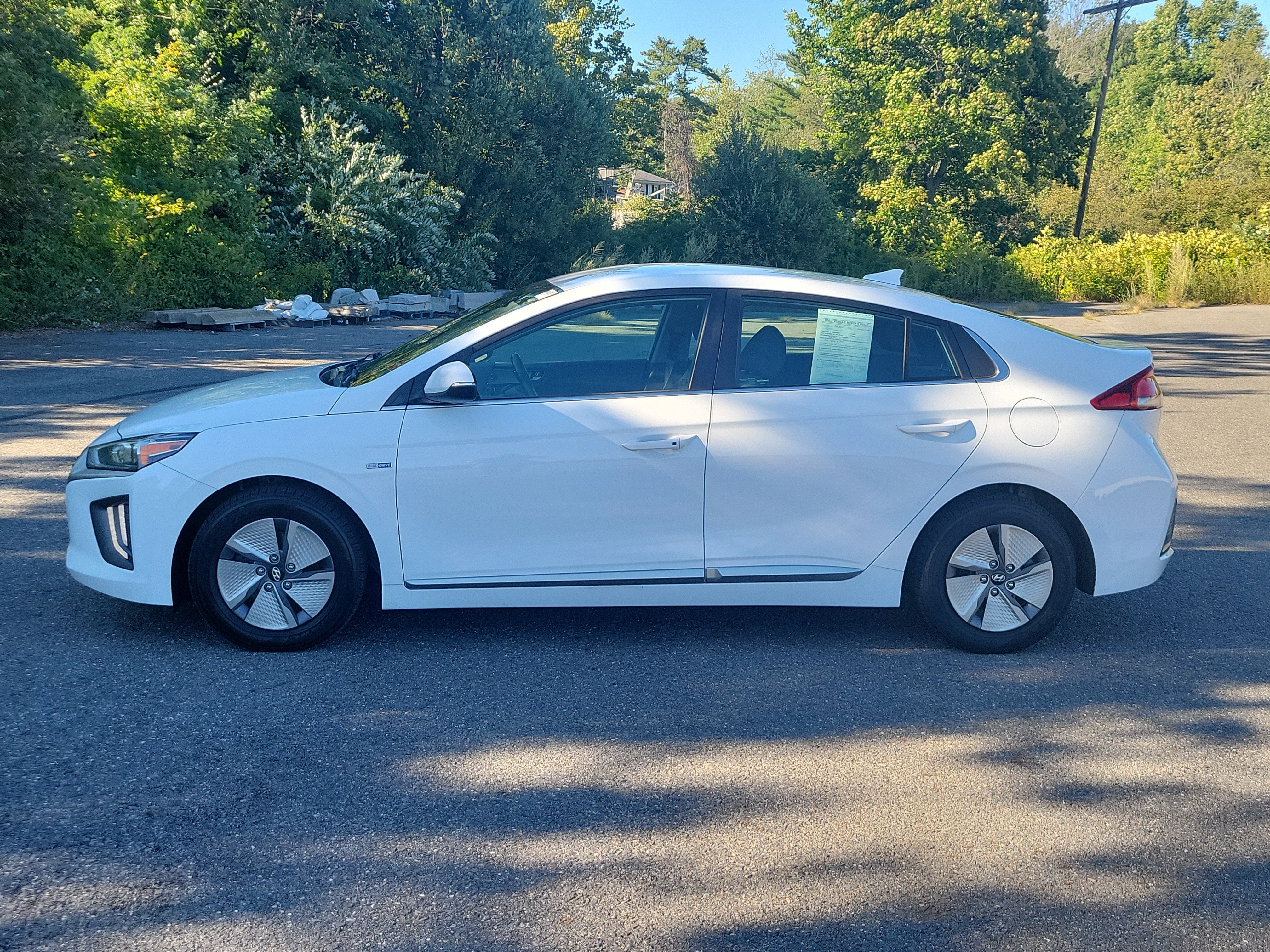 2020 Hyundai IONIQ HYBRID SE