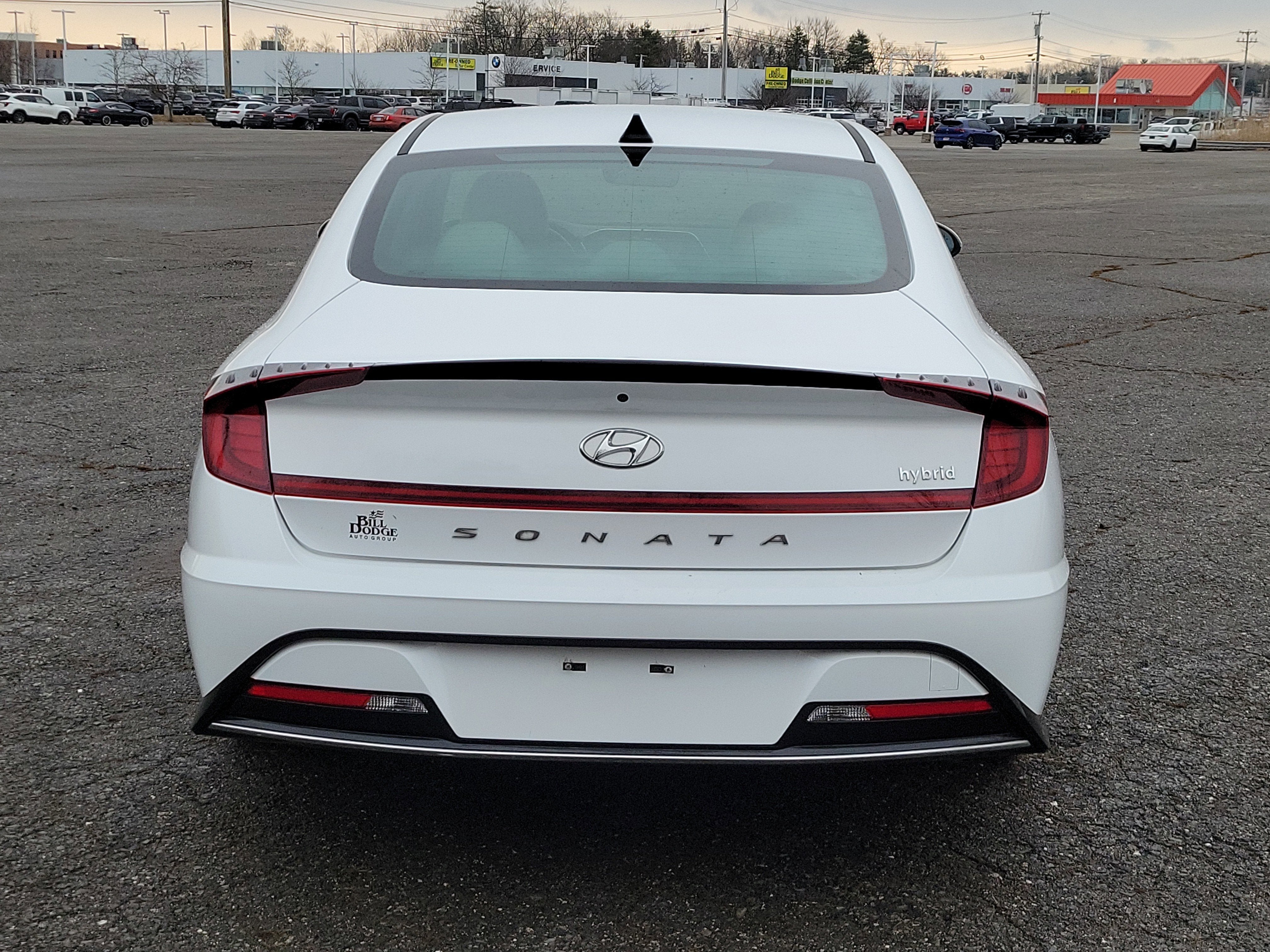 2023 Hyundai SONATA HYBRID SEL