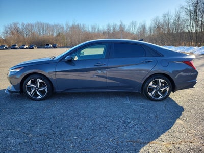 2023 Hyundai ELANTRA SEL
