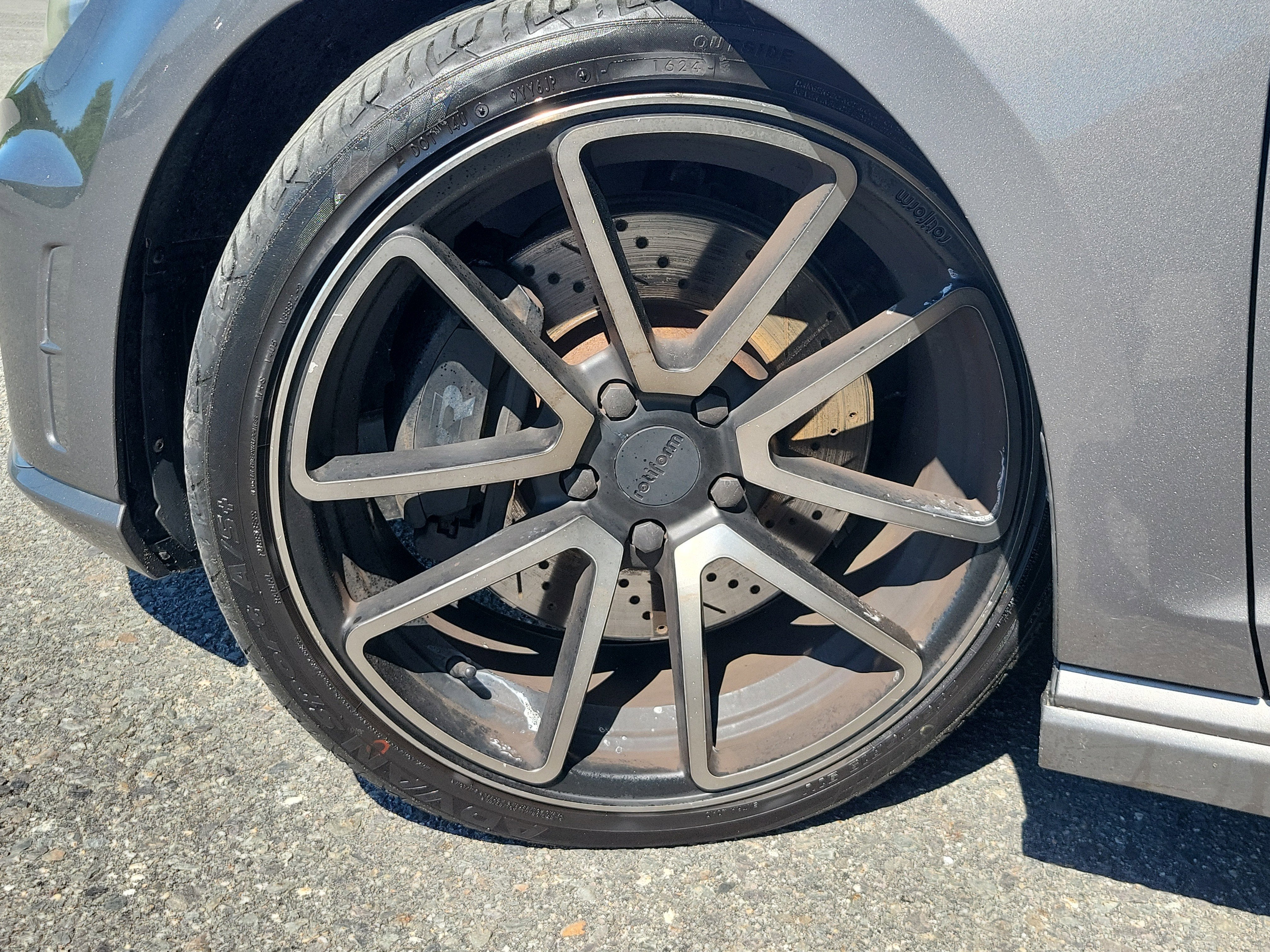 2016 Volkswagen Golf R 4-Door