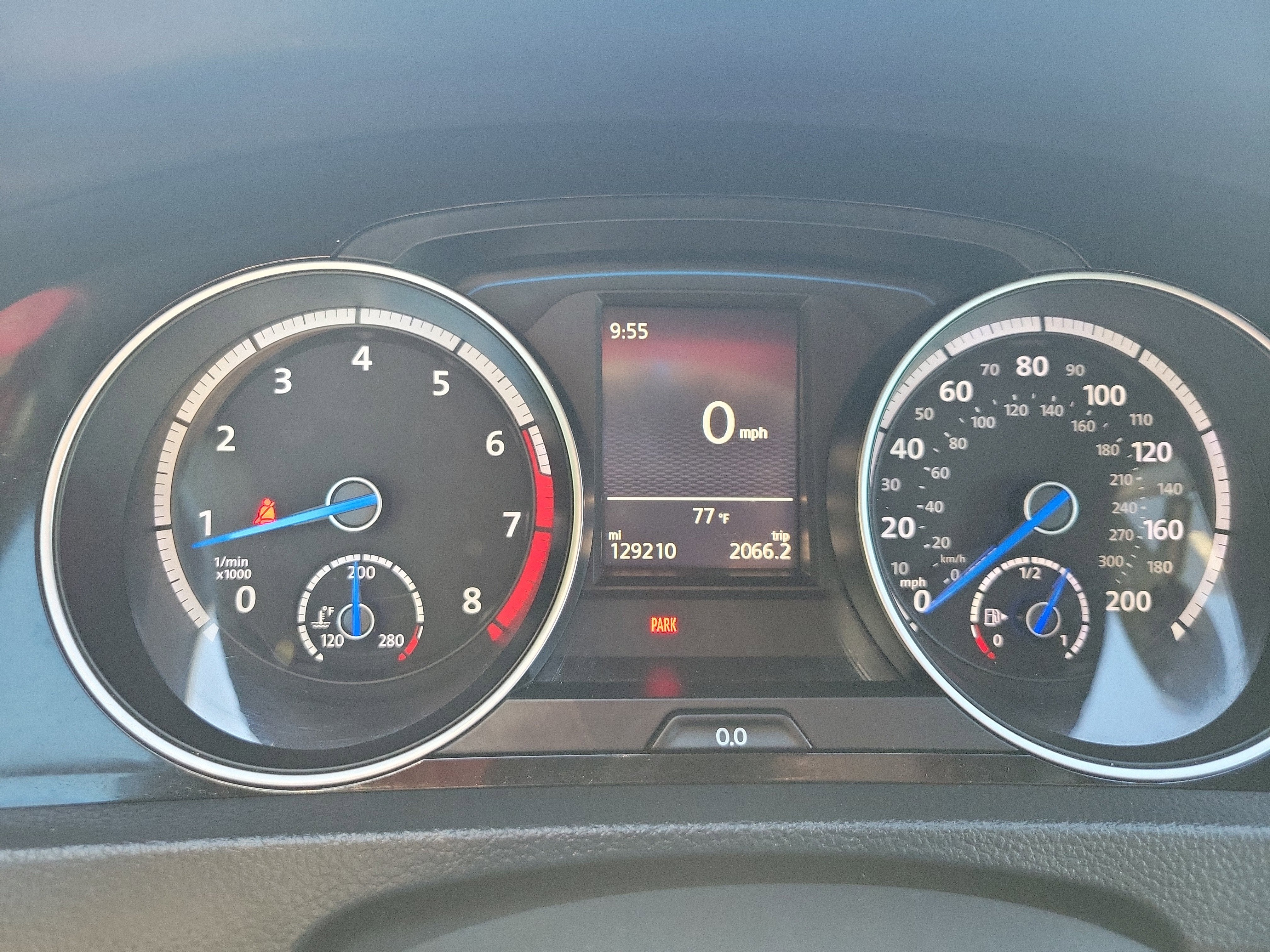 2016 Volkswagen Golf R 4-Door