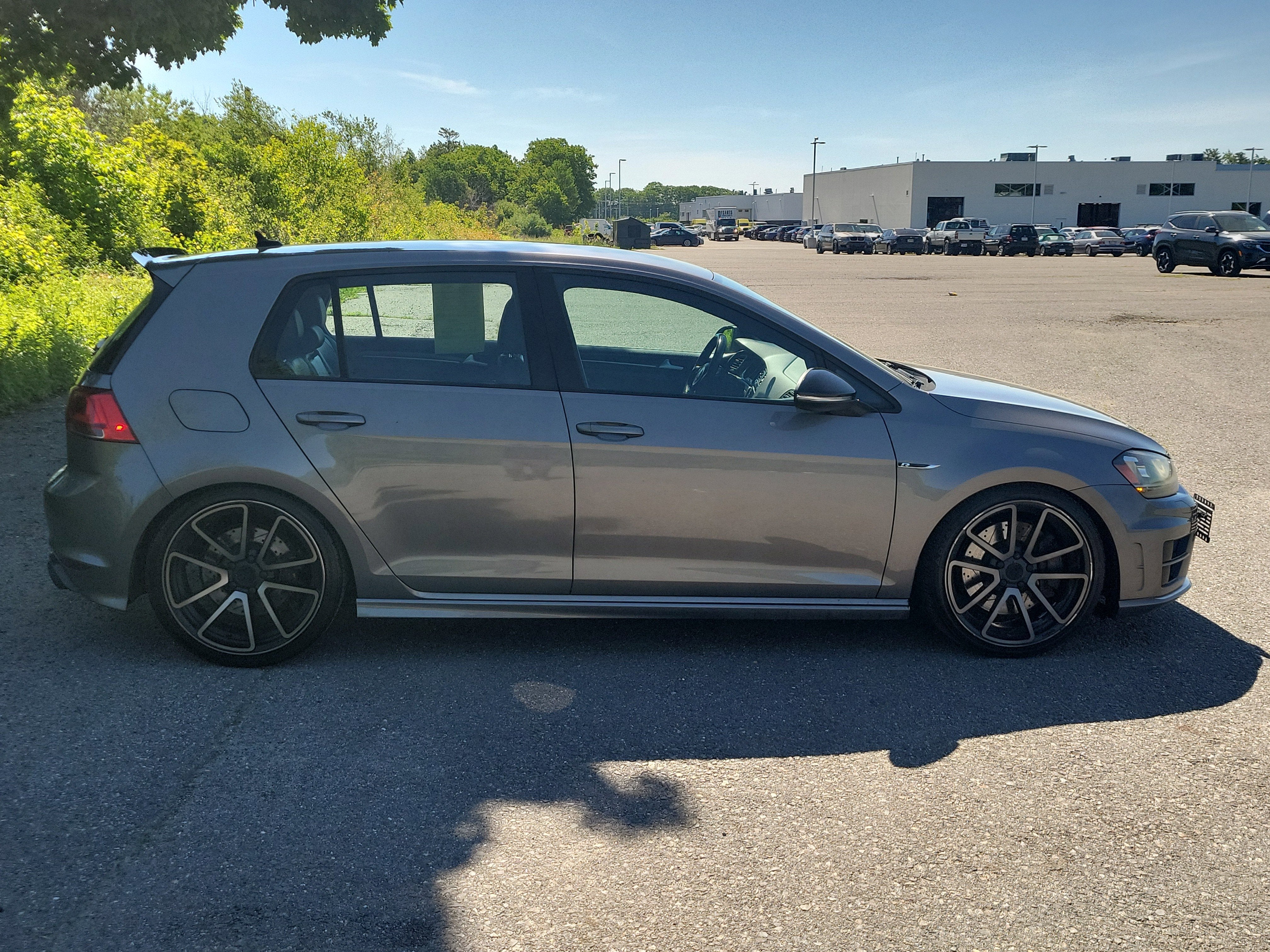 2016 Volkswagen Golf R 4-Door