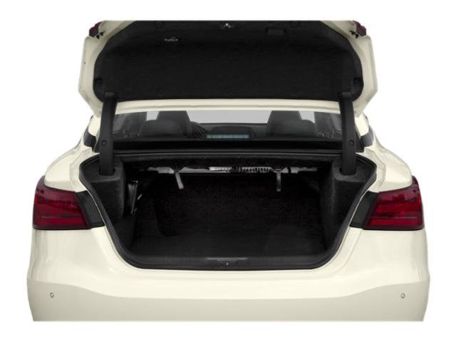 2018 Nissan Maxima SR